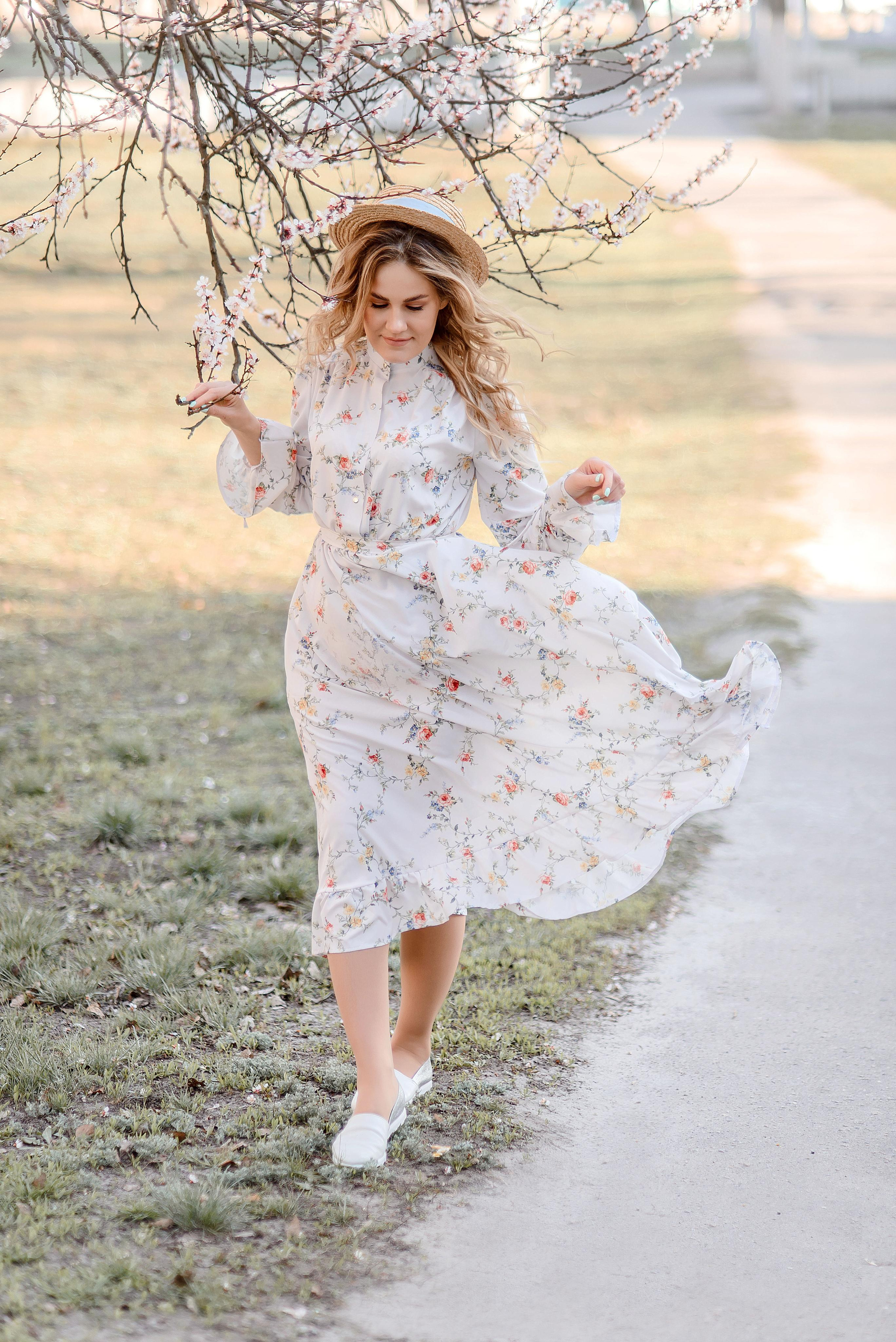 Весна, цветение. Wedding and family photographer