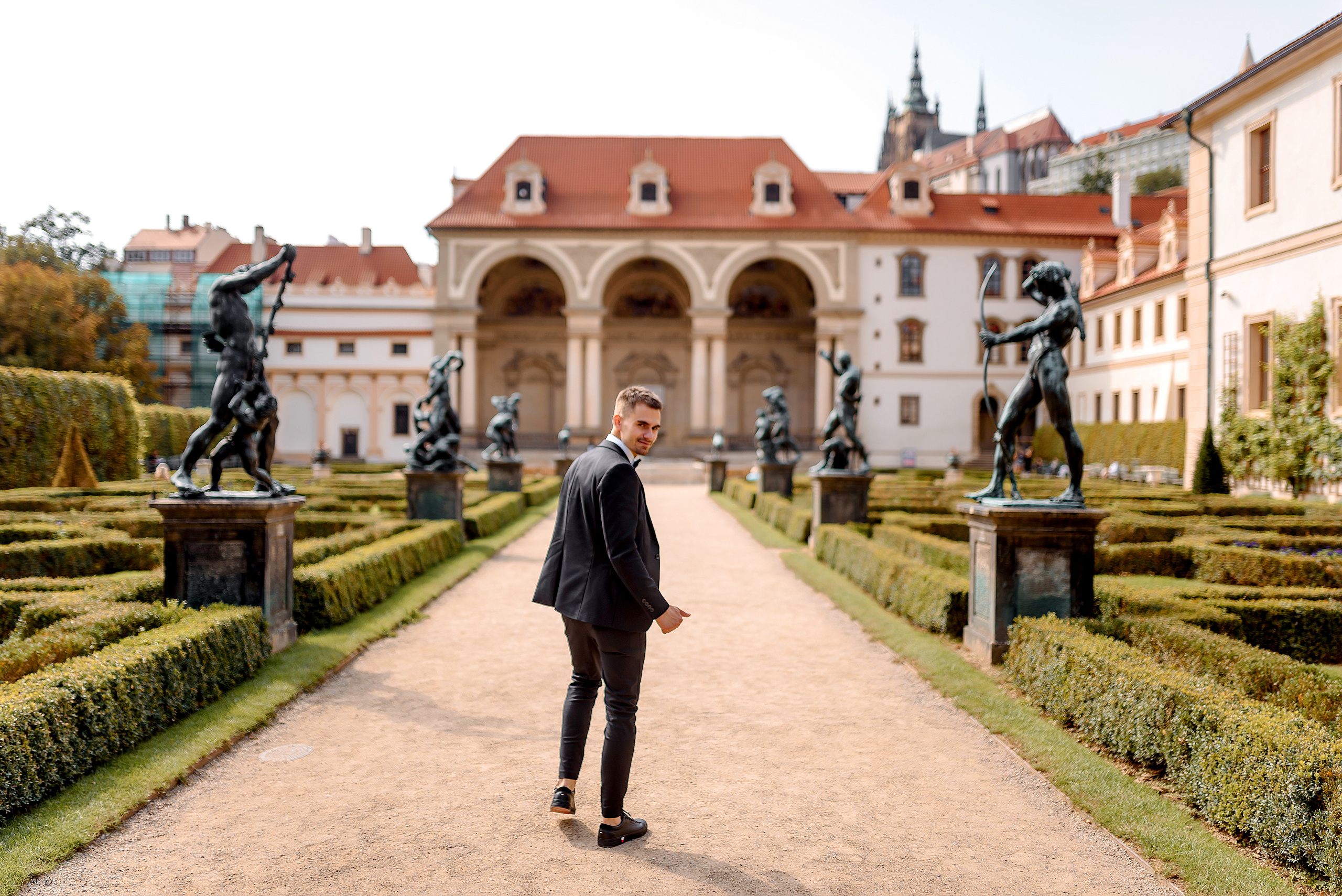 Valdštejnská zahrada. Wedding and family photographer