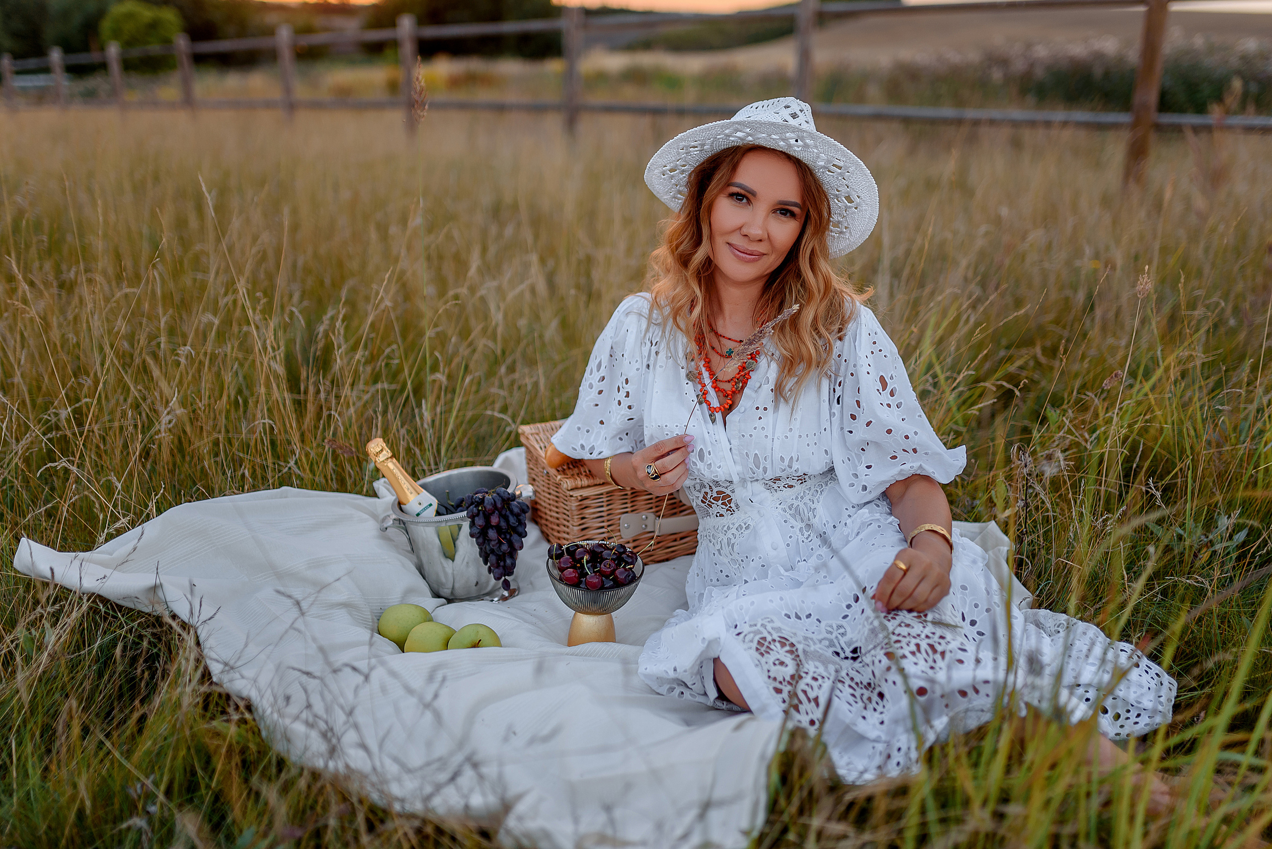 Uliana. Wedding and family photographer