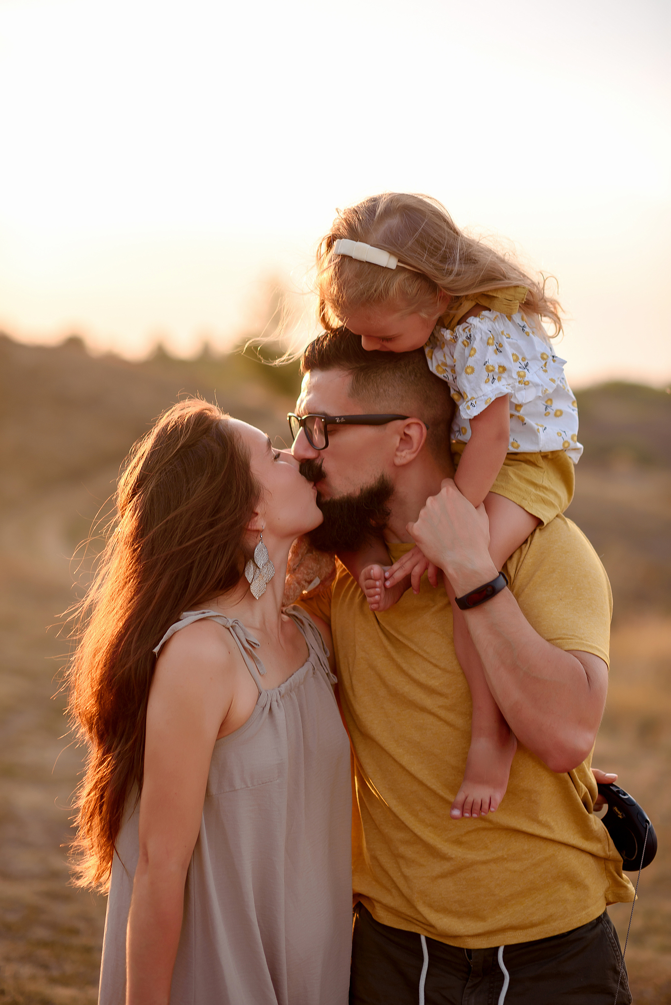 Черкасская лозовая. Wedding and family photographer