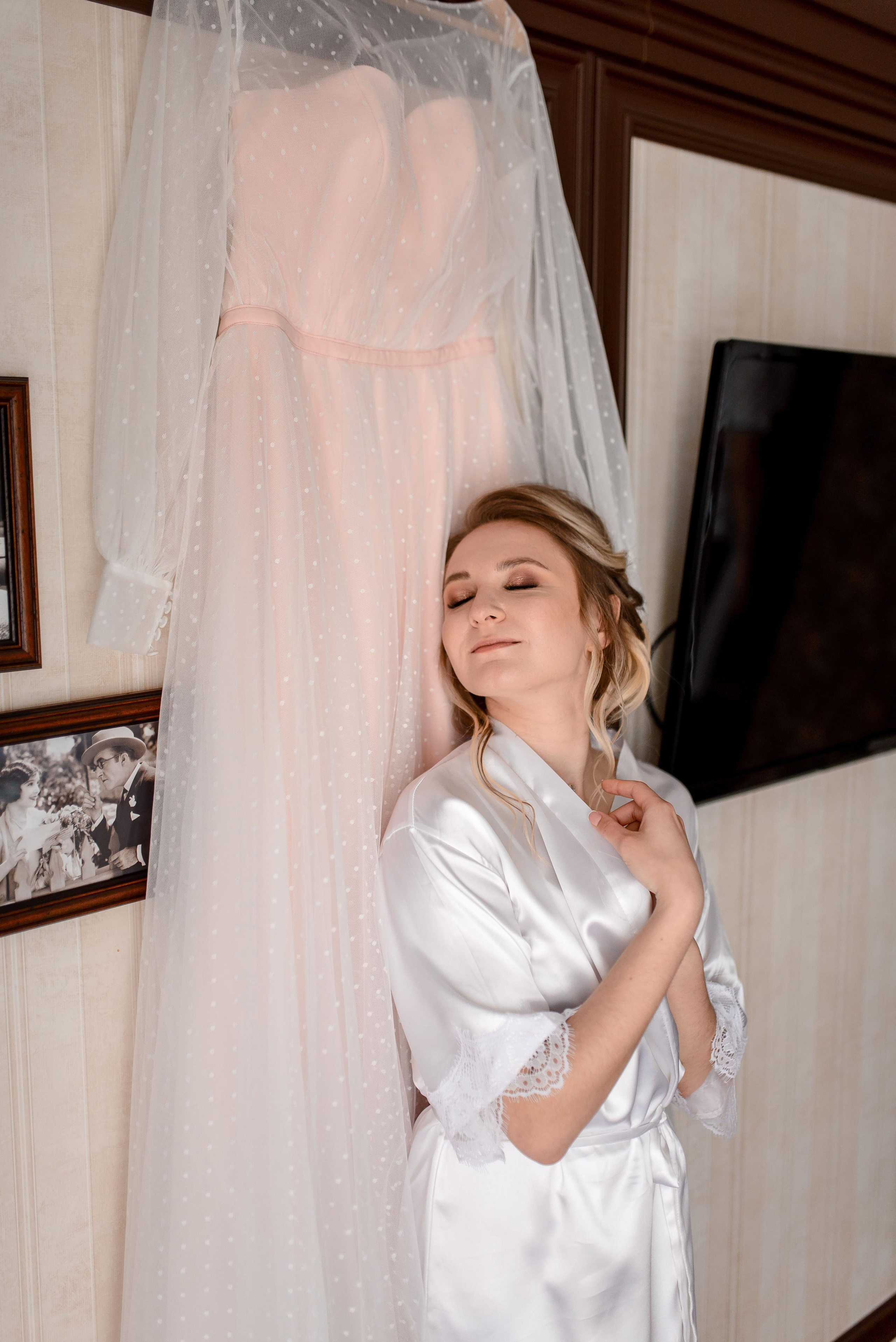 Отель Де Голь и Собор на Гоголя. Wedding and family photographer