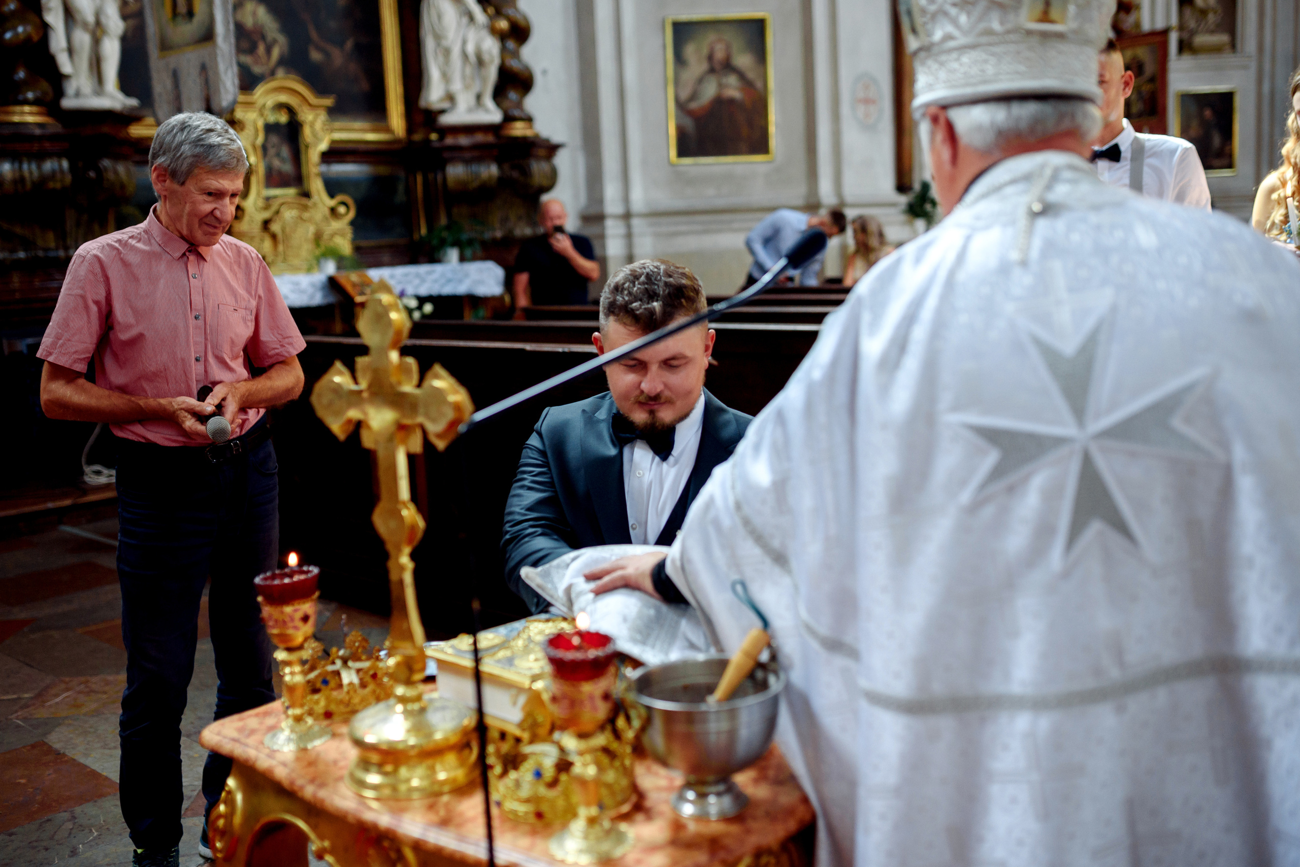 Andrew and Anita. Wedding and family photographer