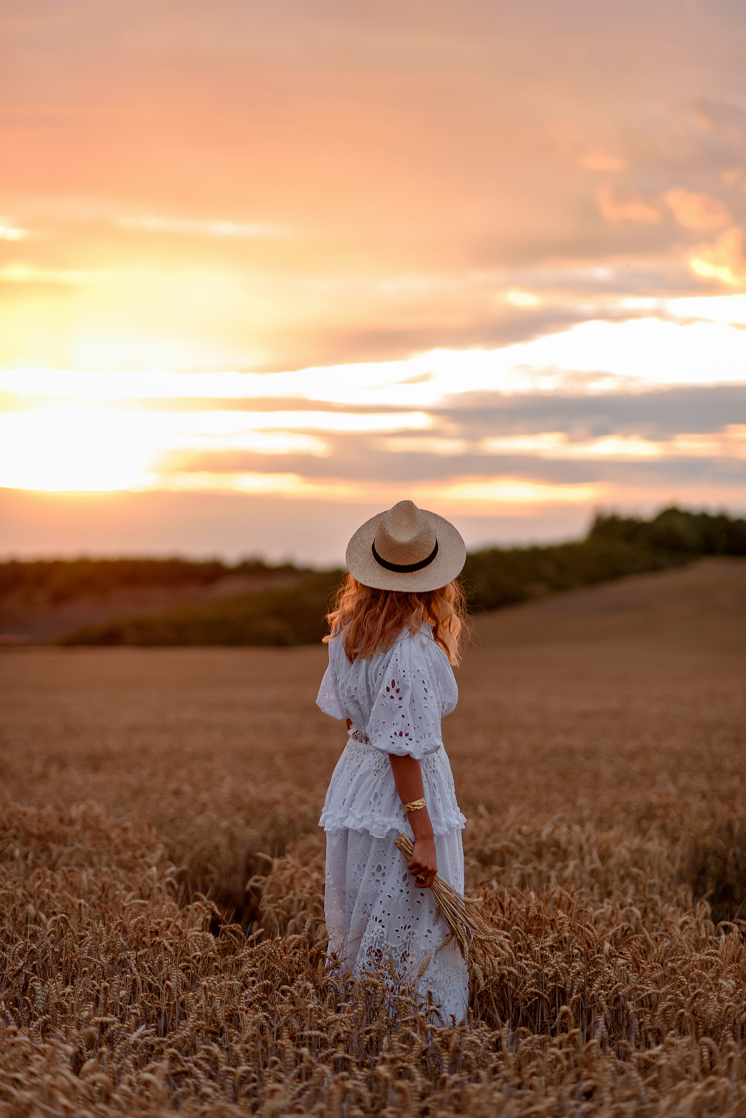 Uliana. Wedding and family photographer