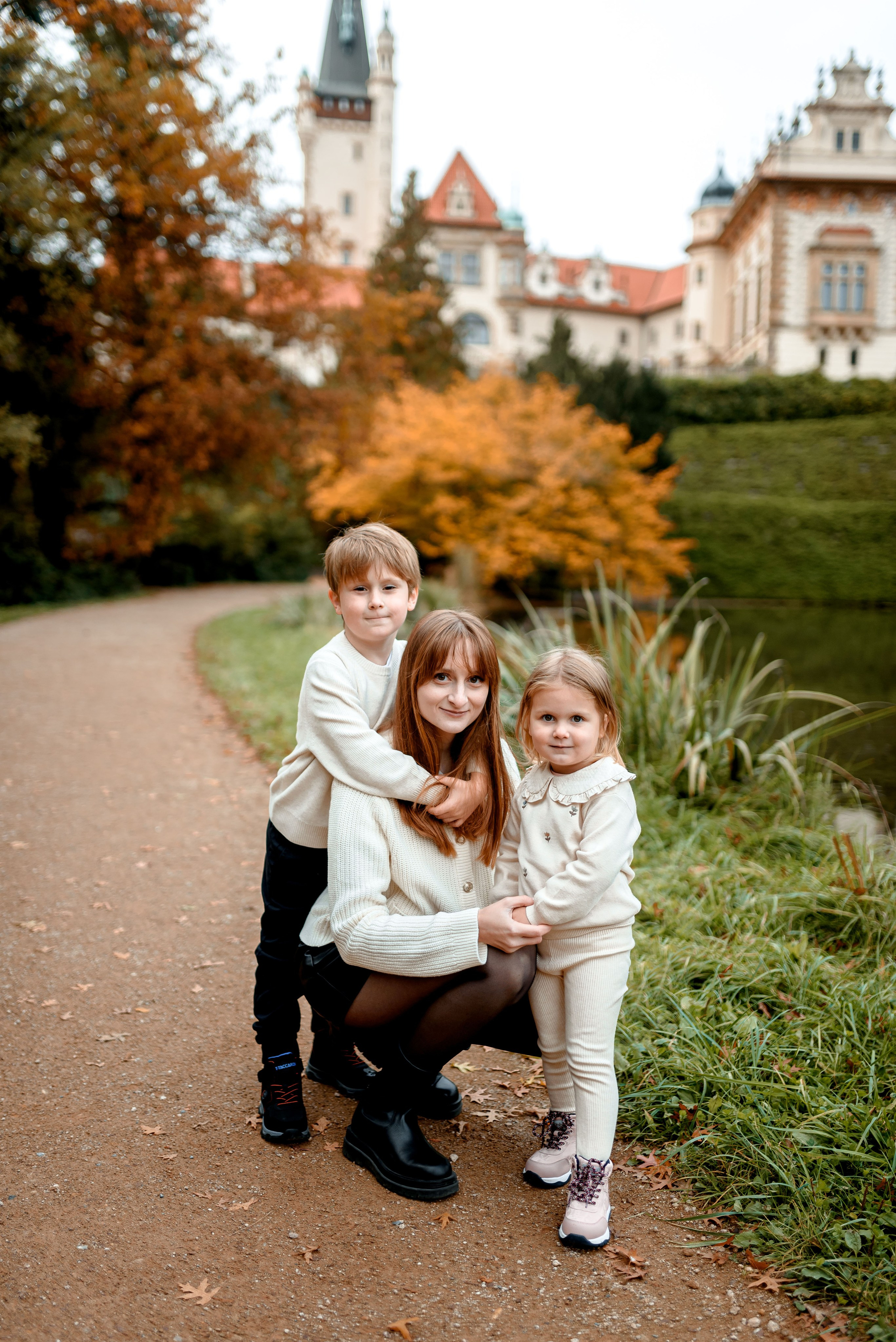 Autumn 2024. Wedding and family photographer