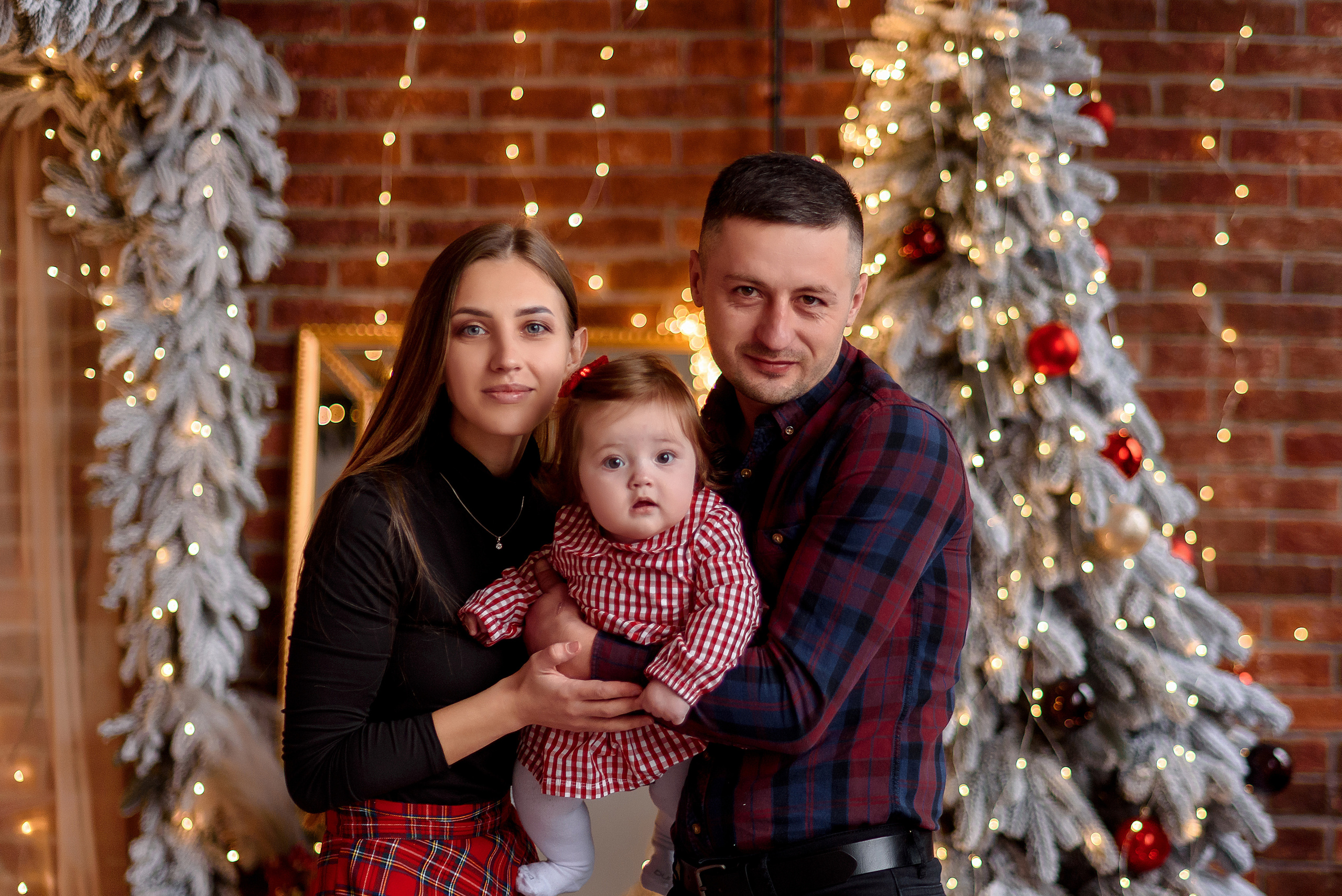 Christmas in studio. Wedding and family photographer