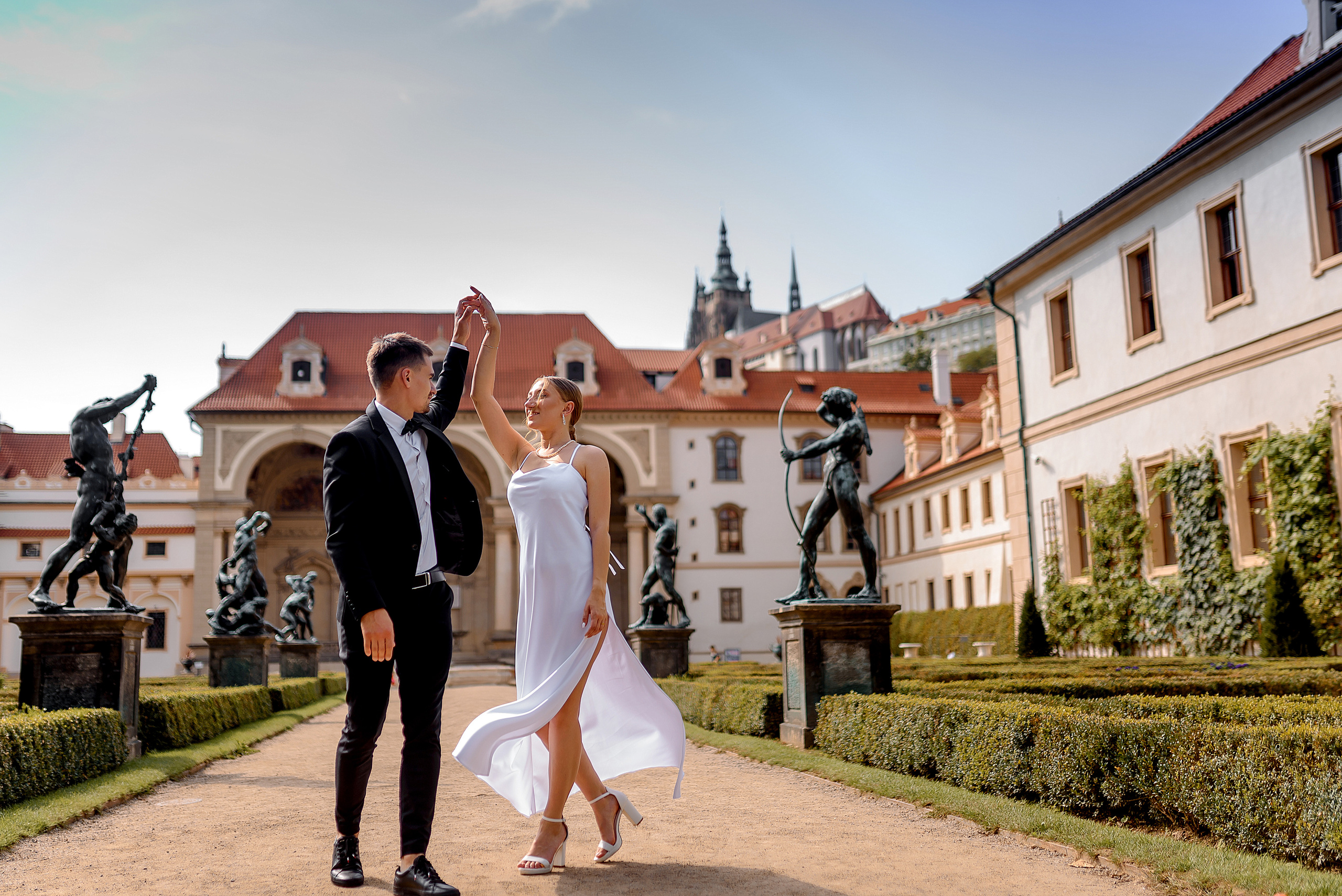 Valdštejnská zahrada. Wedding and family photographer