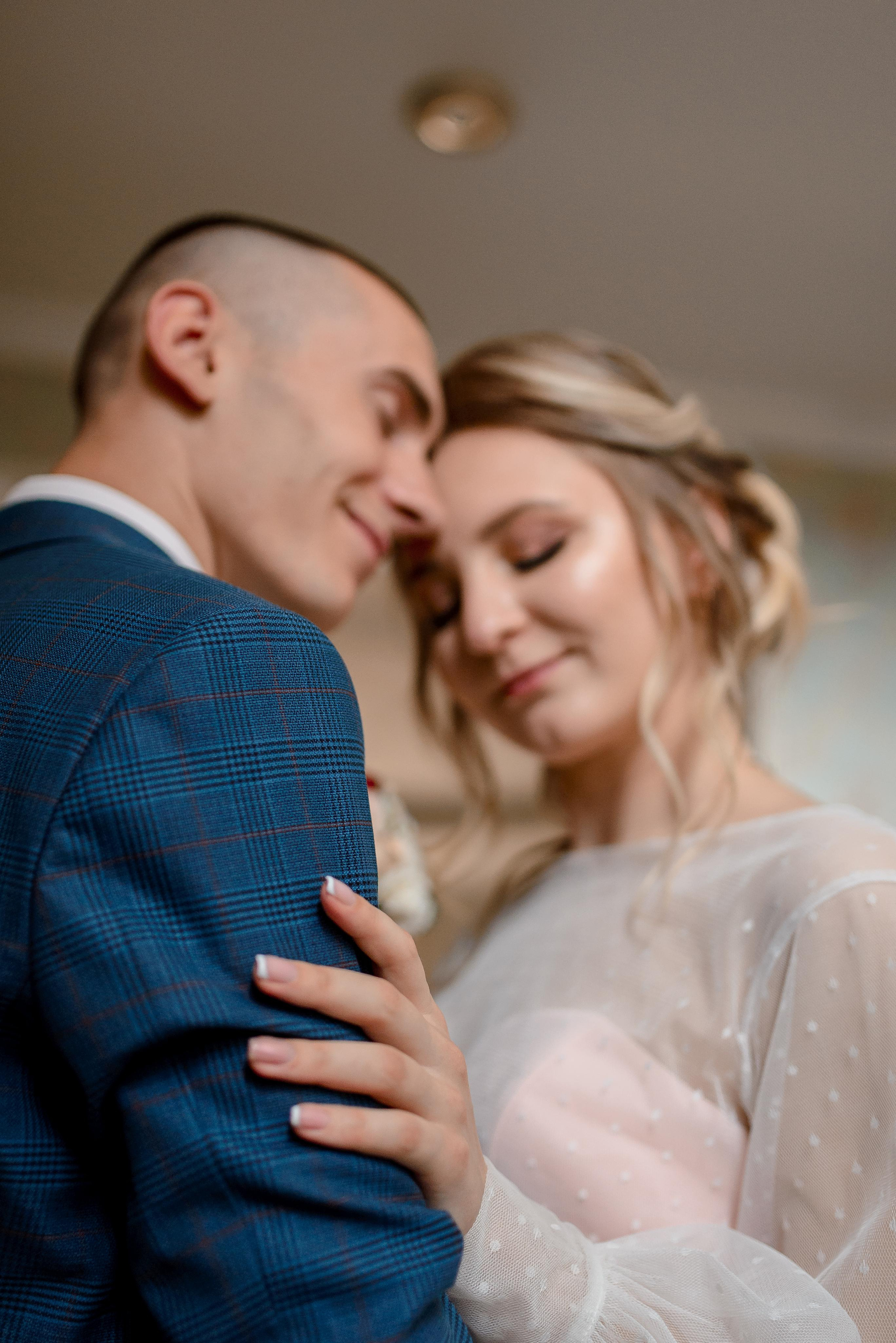 Отель Де Голь и Собор на Гоголя. Wedding and family photographer