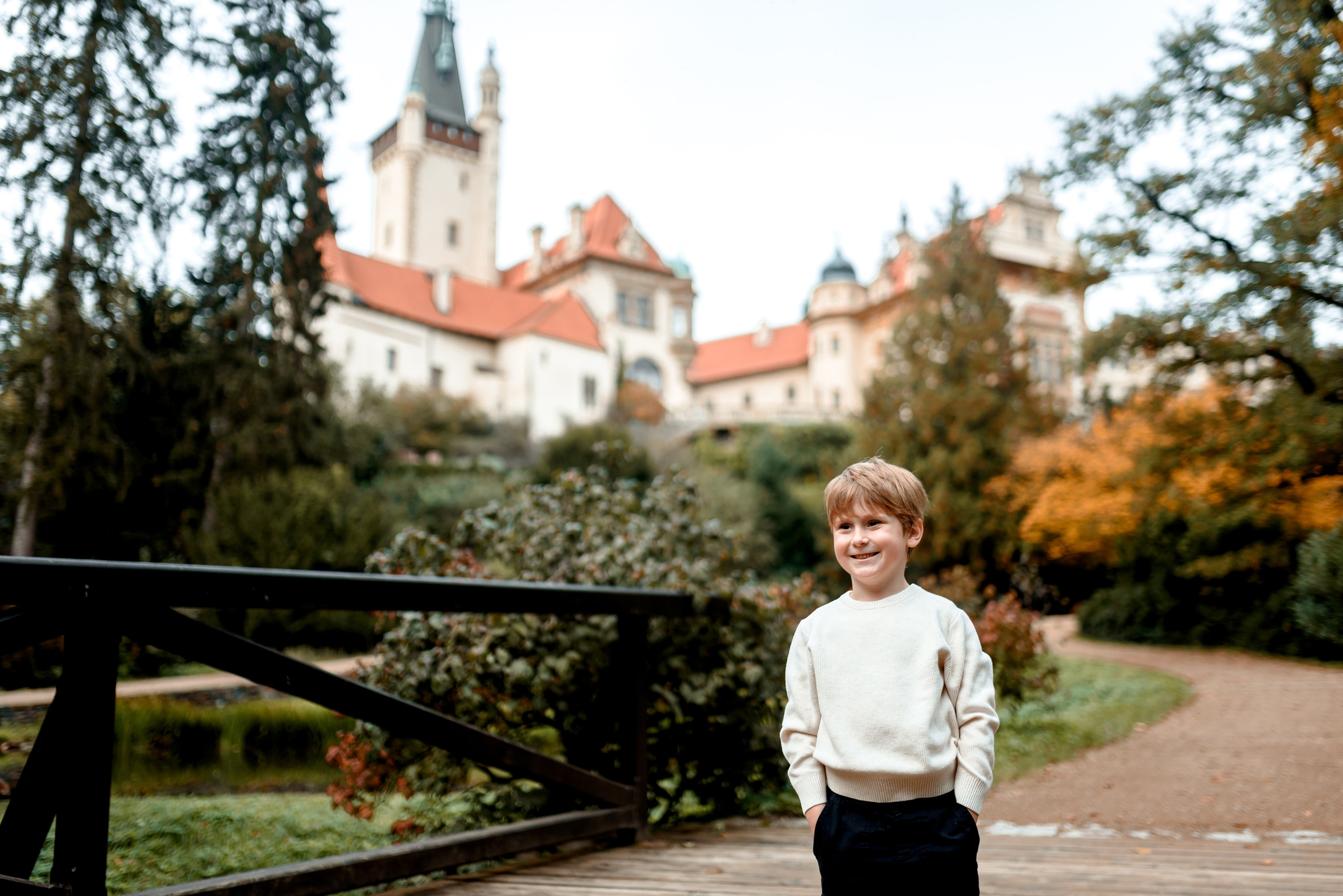 Autumn 2024. Wedding and family photographer