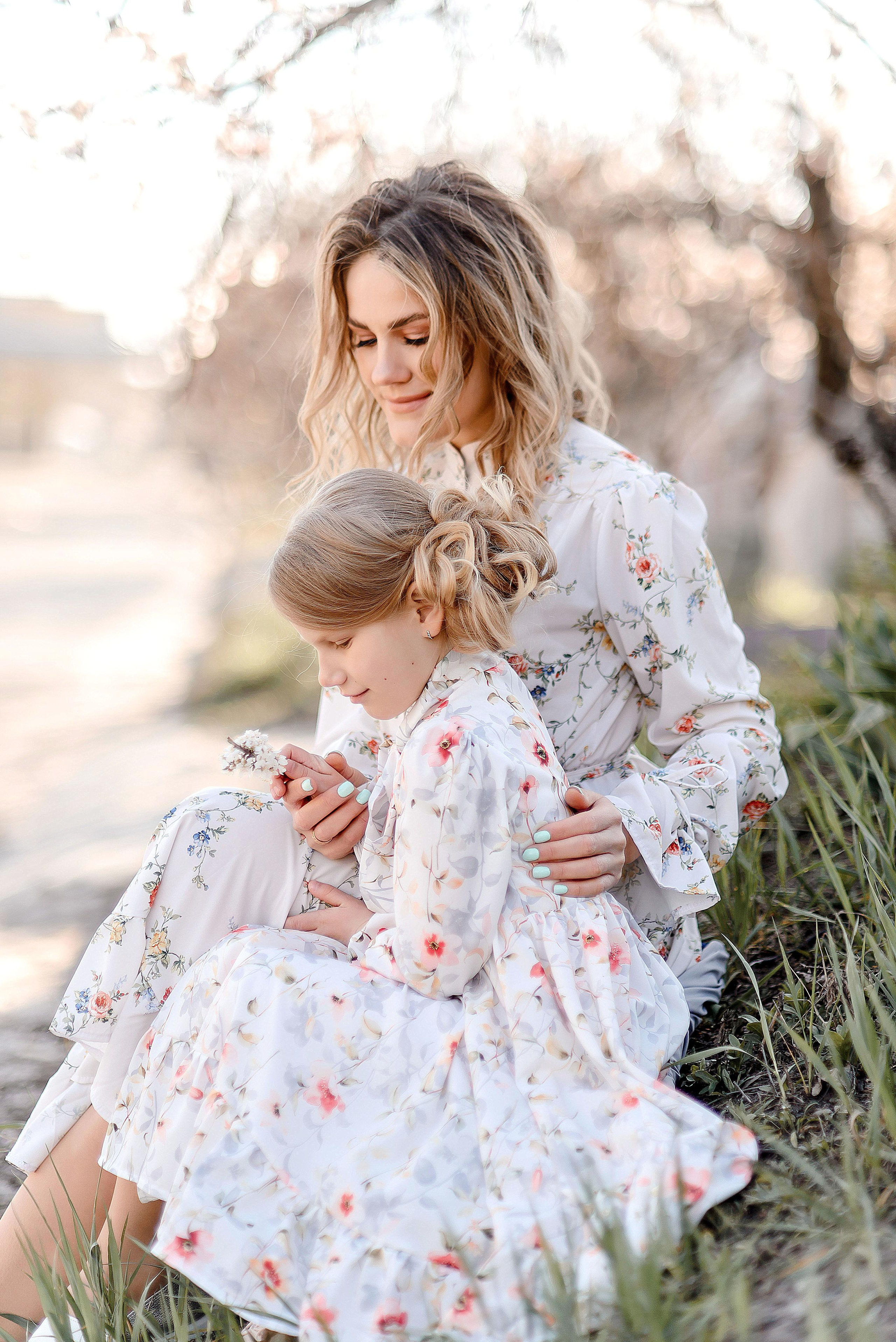 Весна, цветение. Wedding and family photographer