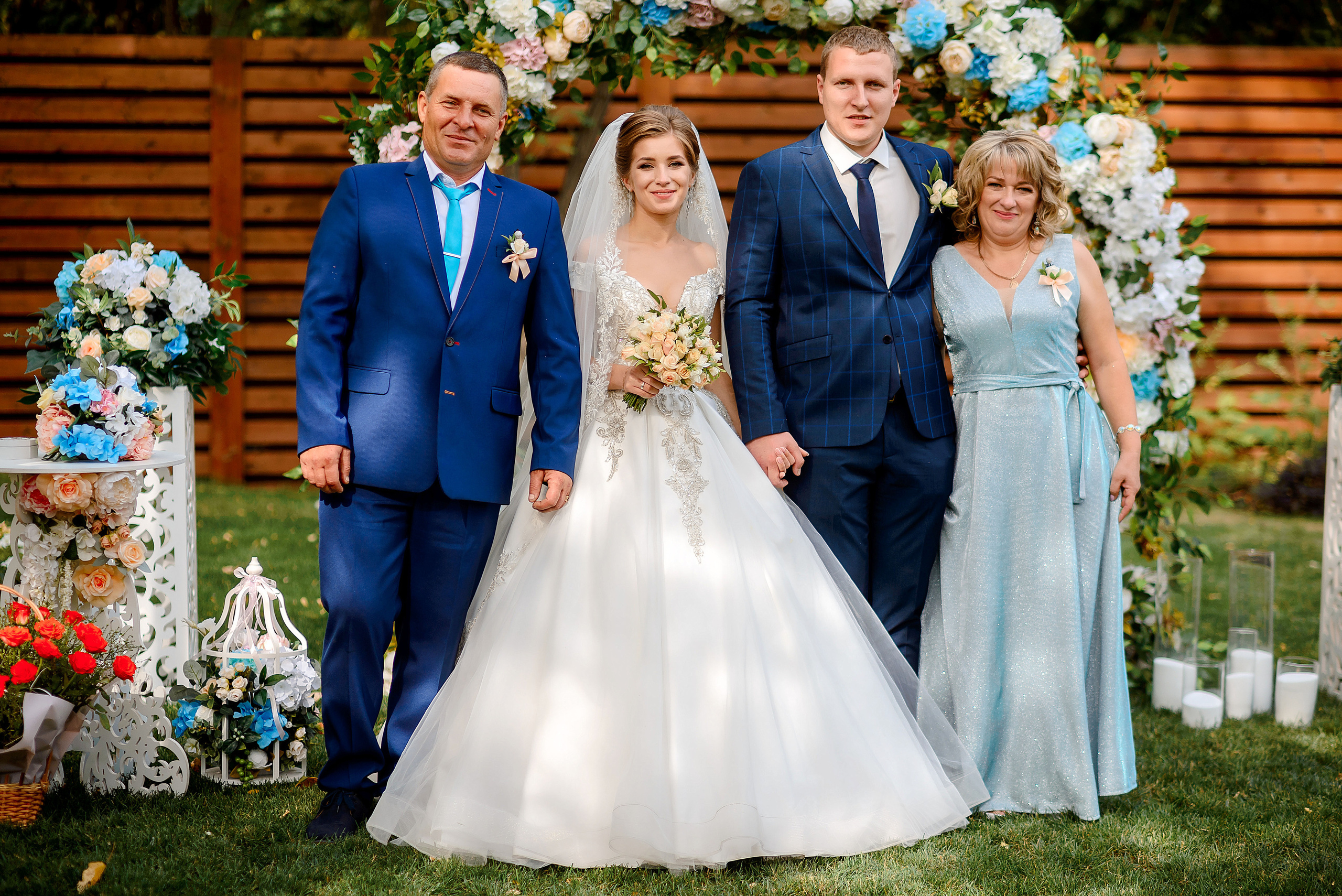 Отель ДеГоль и Панське село. Wedding and family photographer