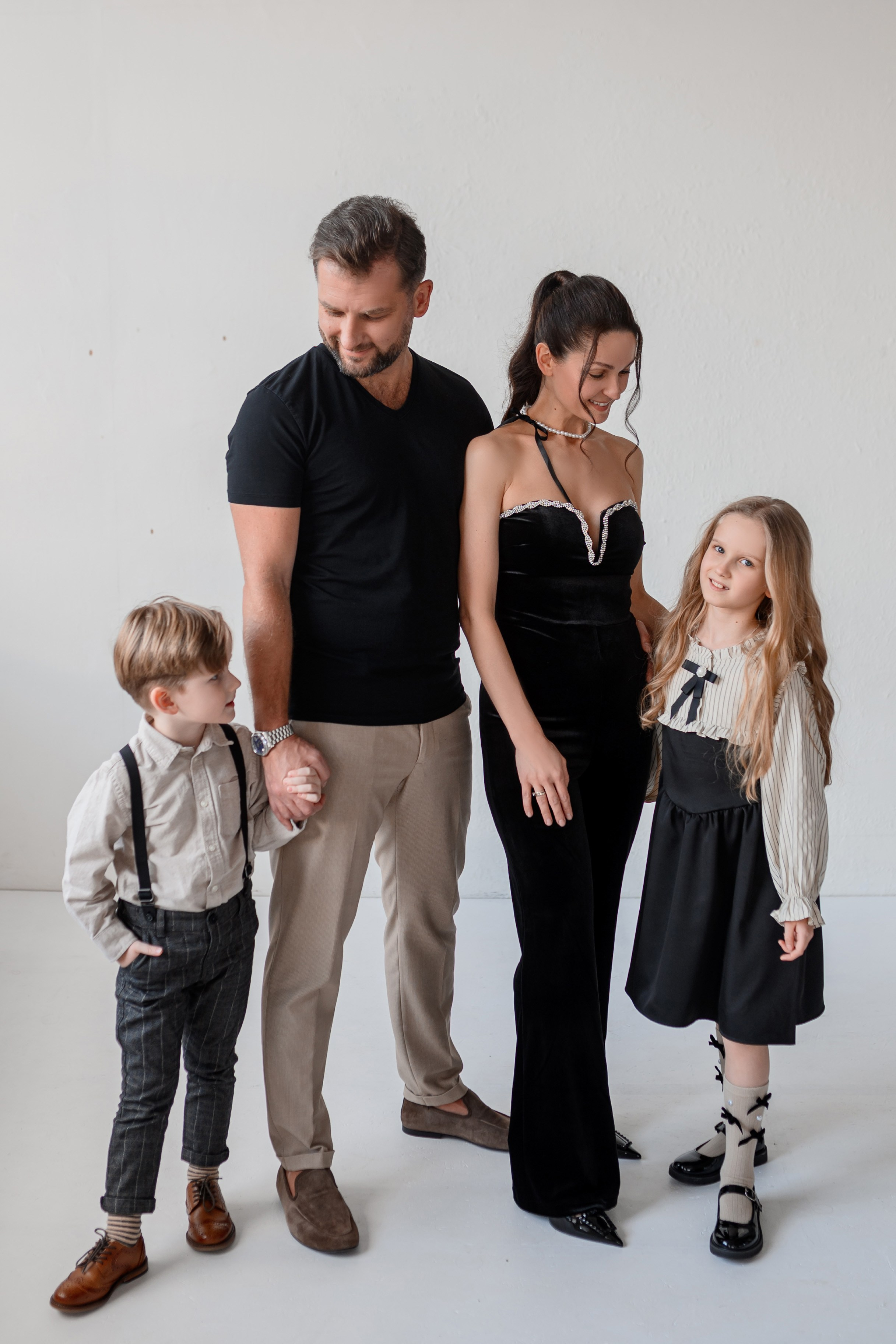 March 2025. Wedding and family photographer