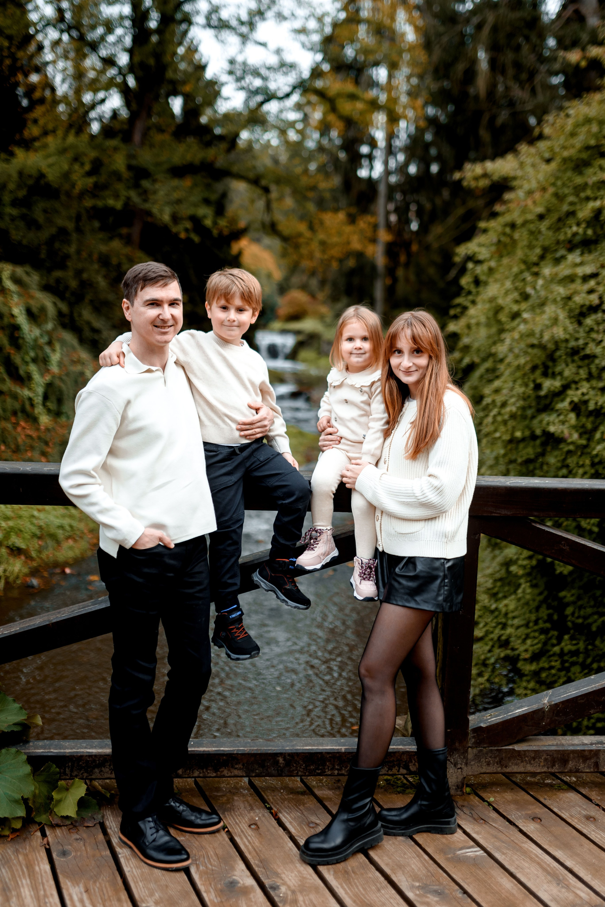 Autumn 2024. Wedding and family photographer