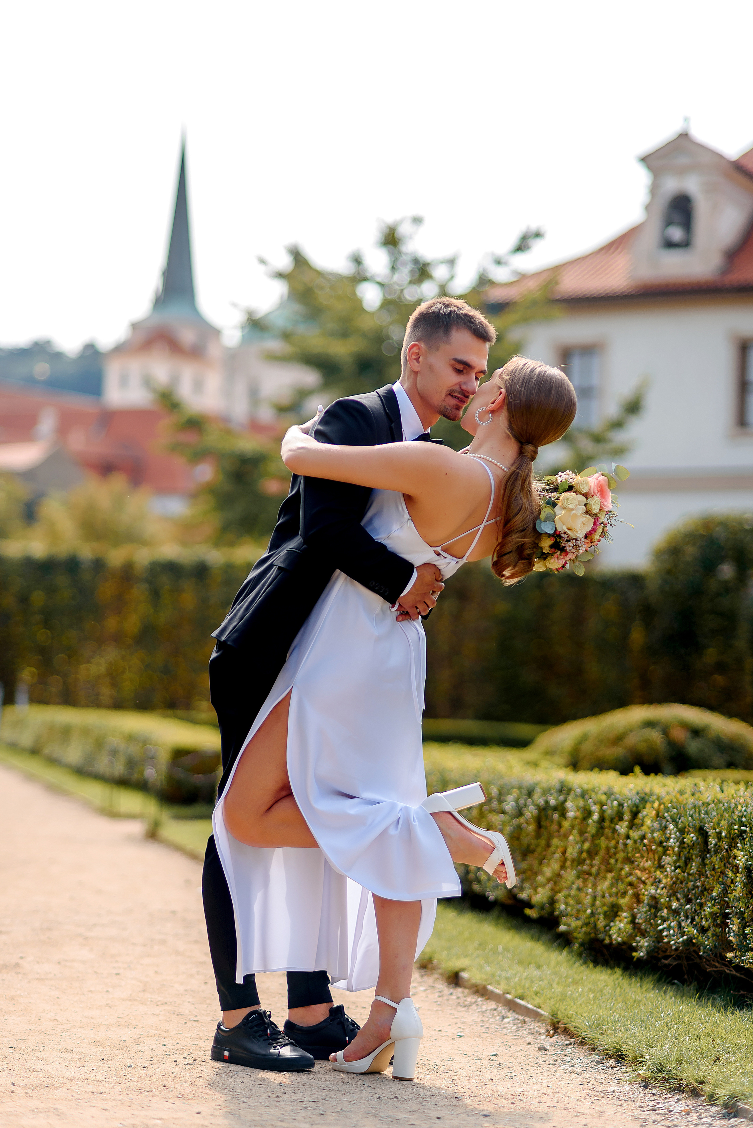 Valdštejnská zahrada. Wedding and family photographer