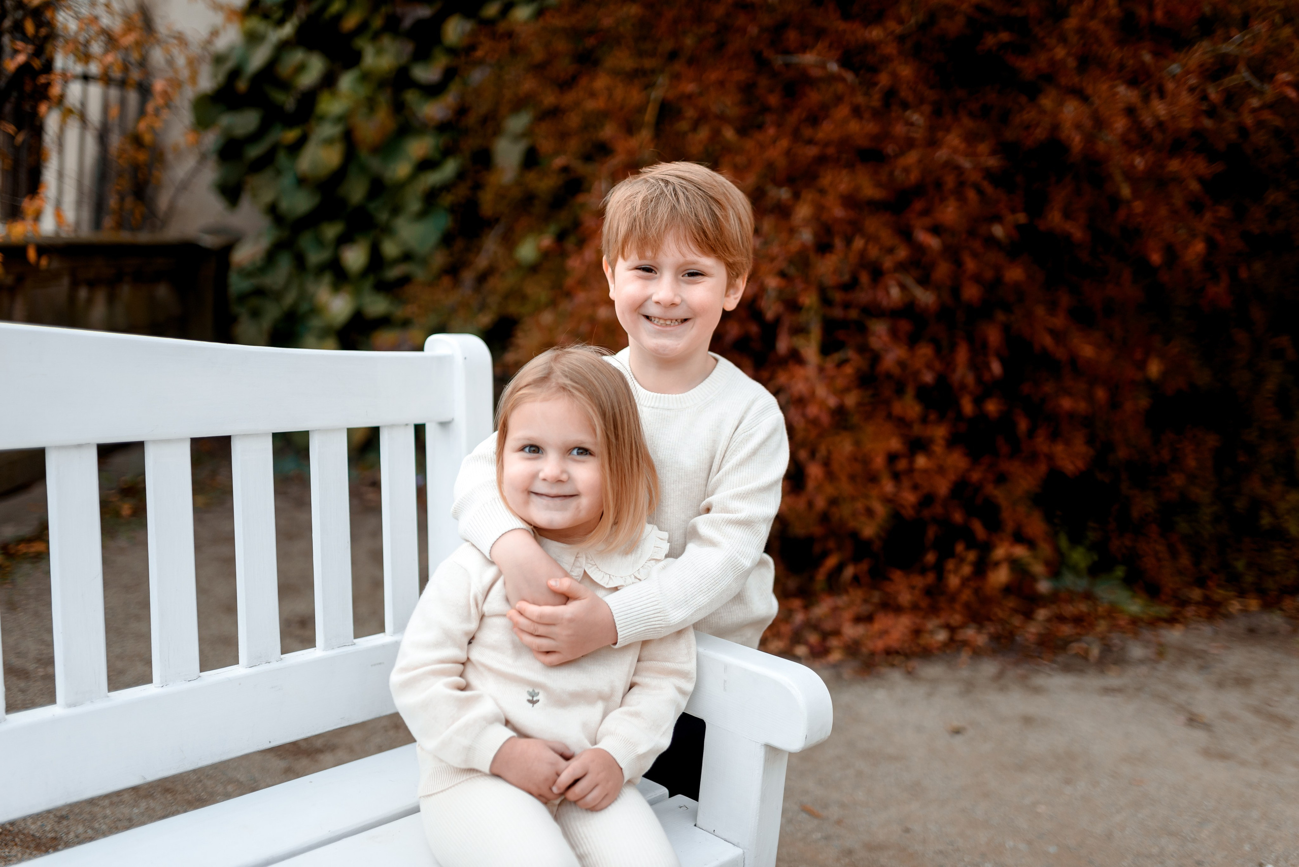 Autumn 2024. Wedding and family photographer