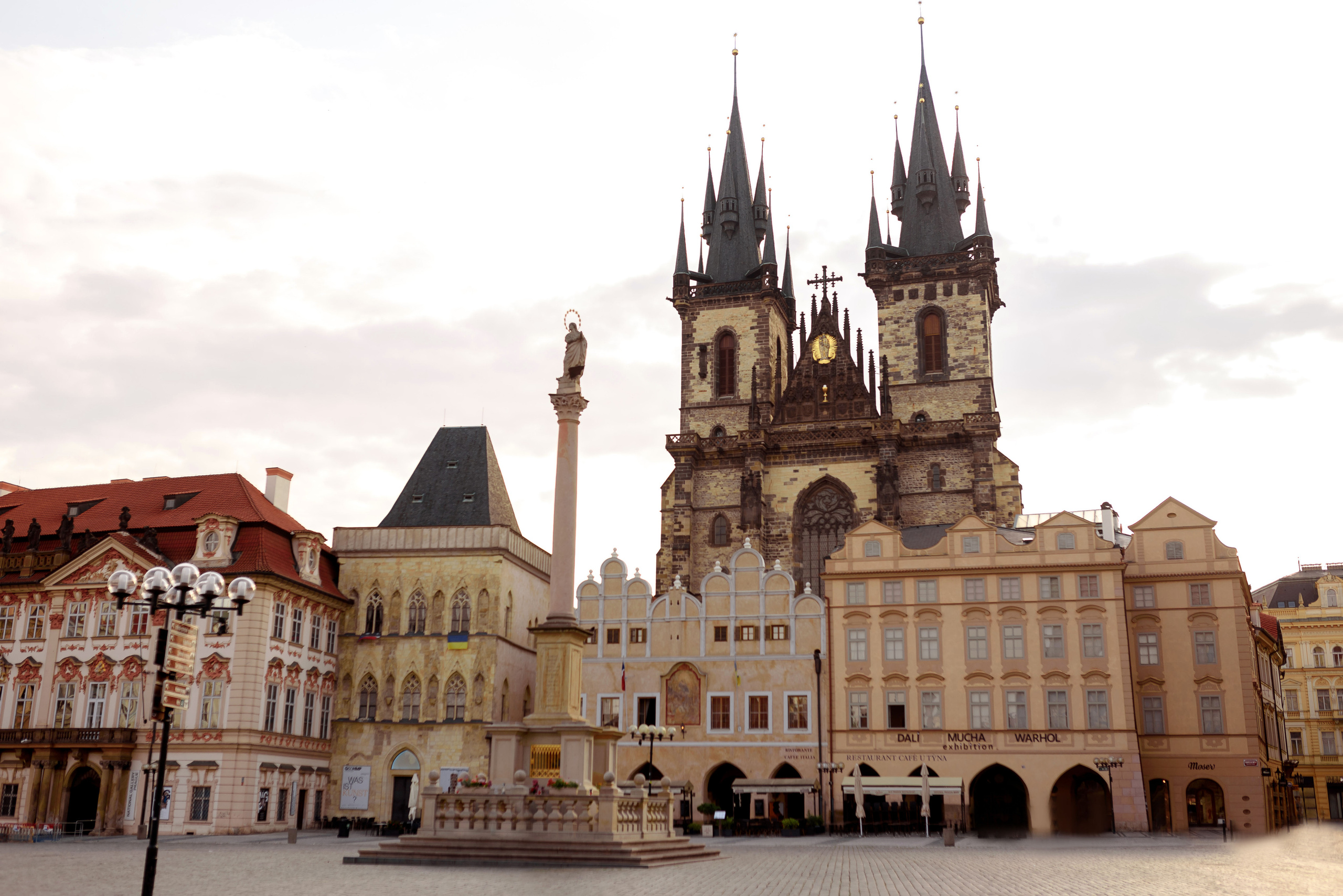 Wedding in Praha. Wedding and family photographer