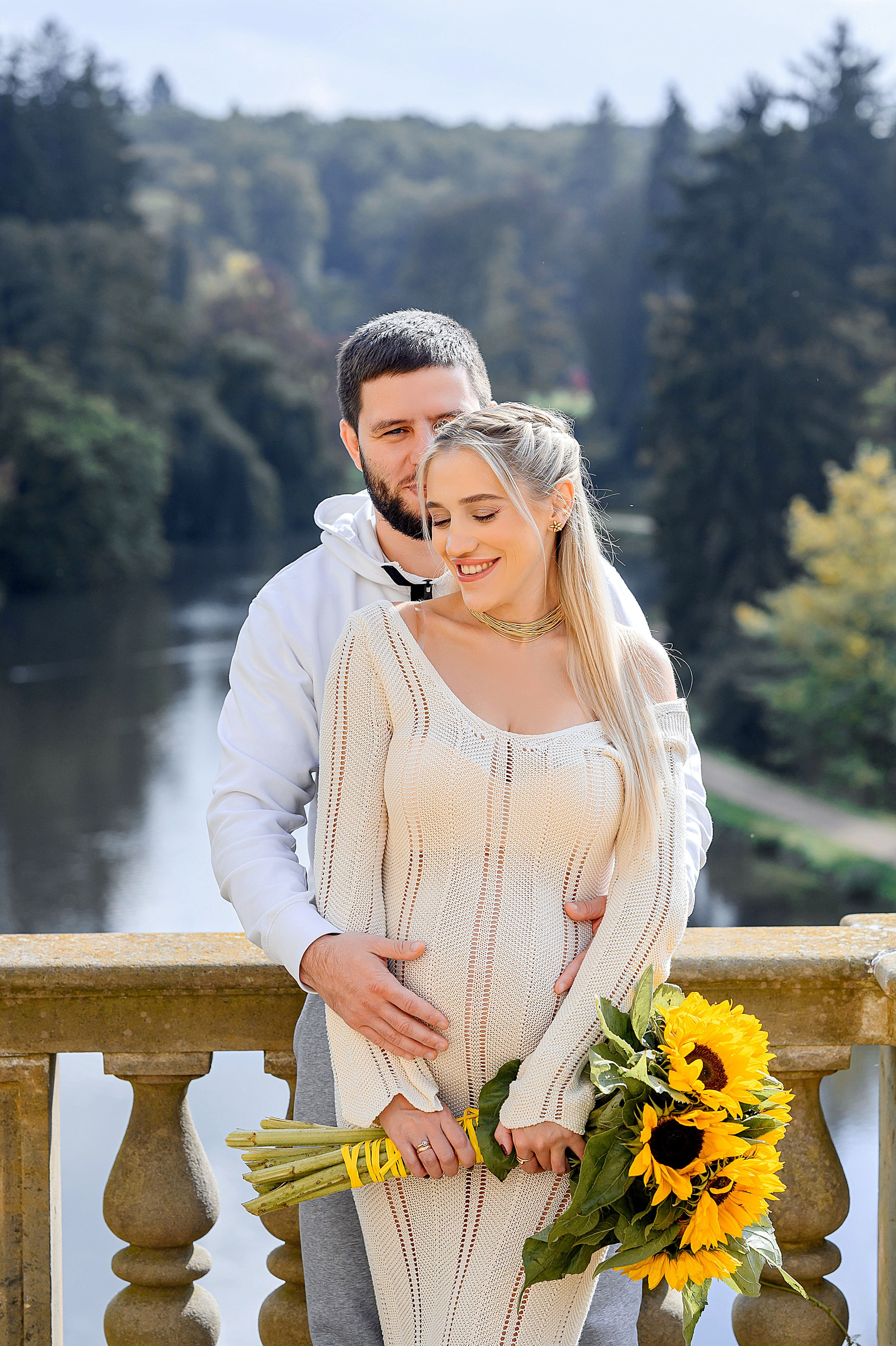 Pregnancy. Wedding and family photographer