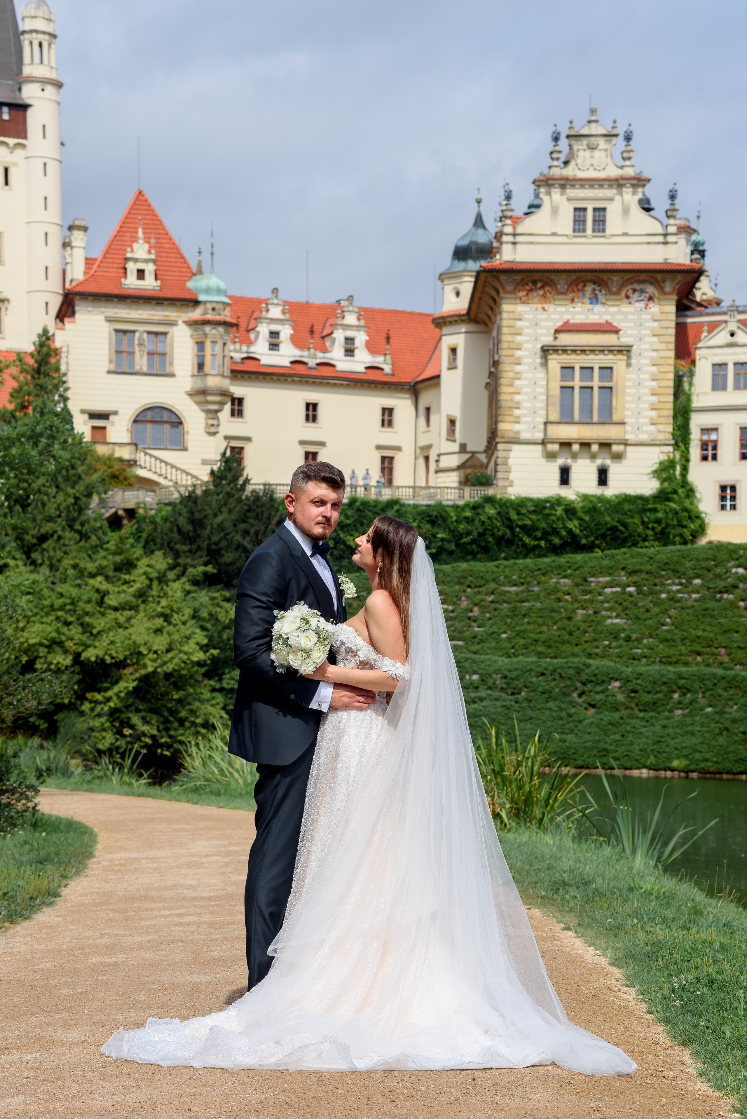 Andrew and Anita. Wedding and family photographer