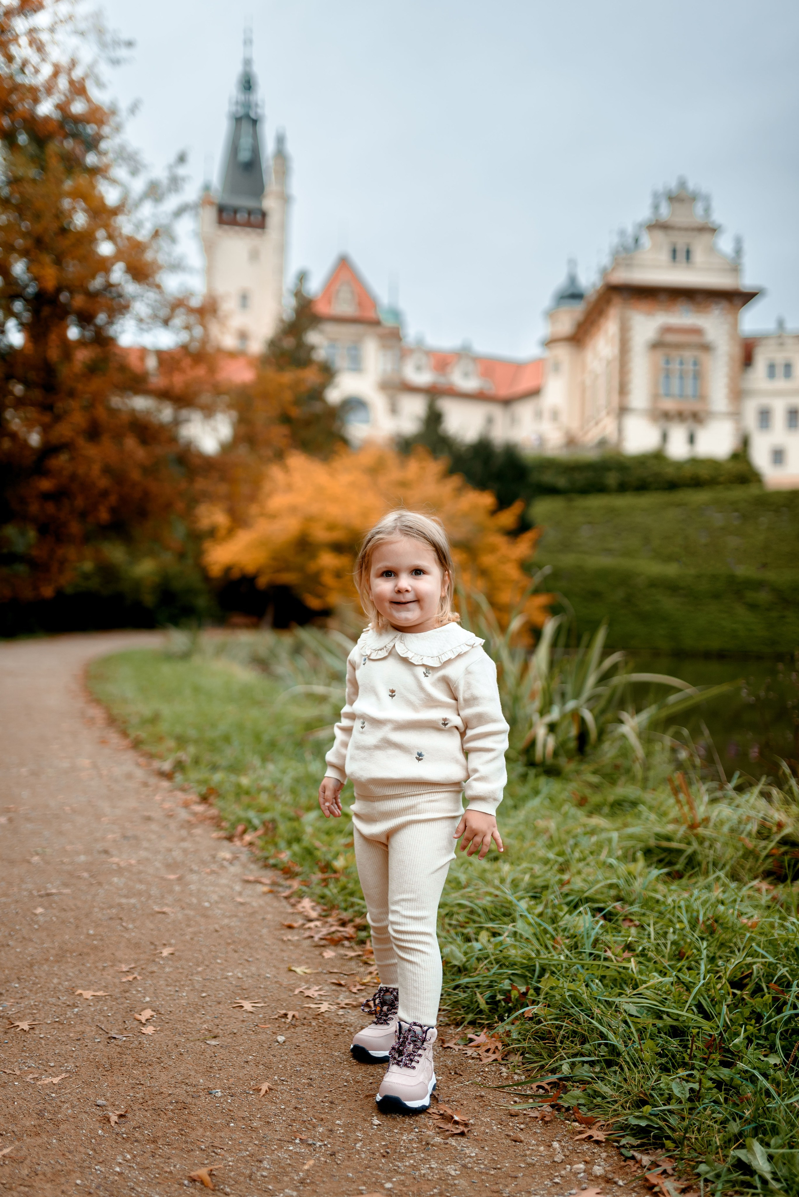 Autumn 2024. Wedding and family photographer