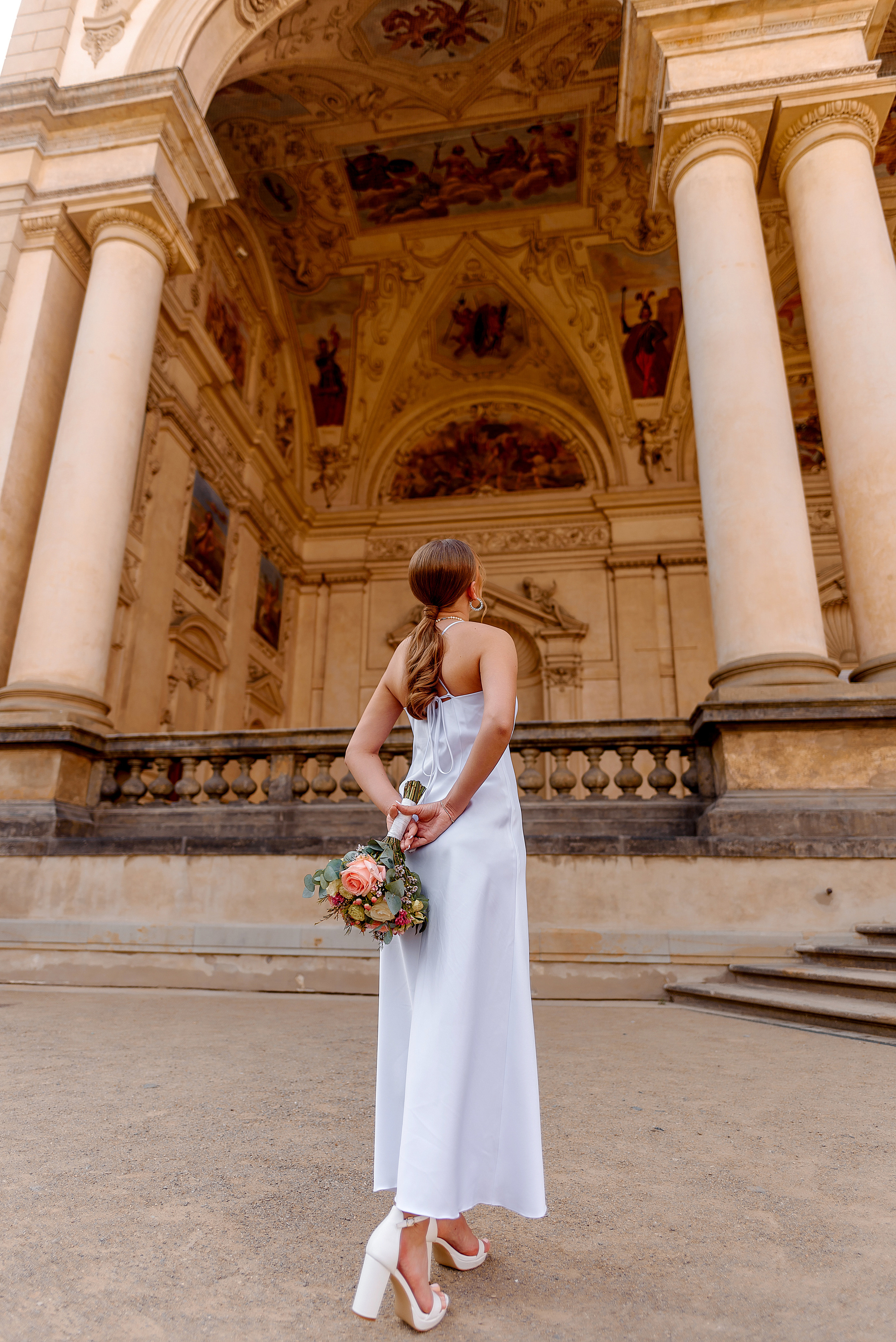 Valdštejnská zahrada. Wedding and family photographer