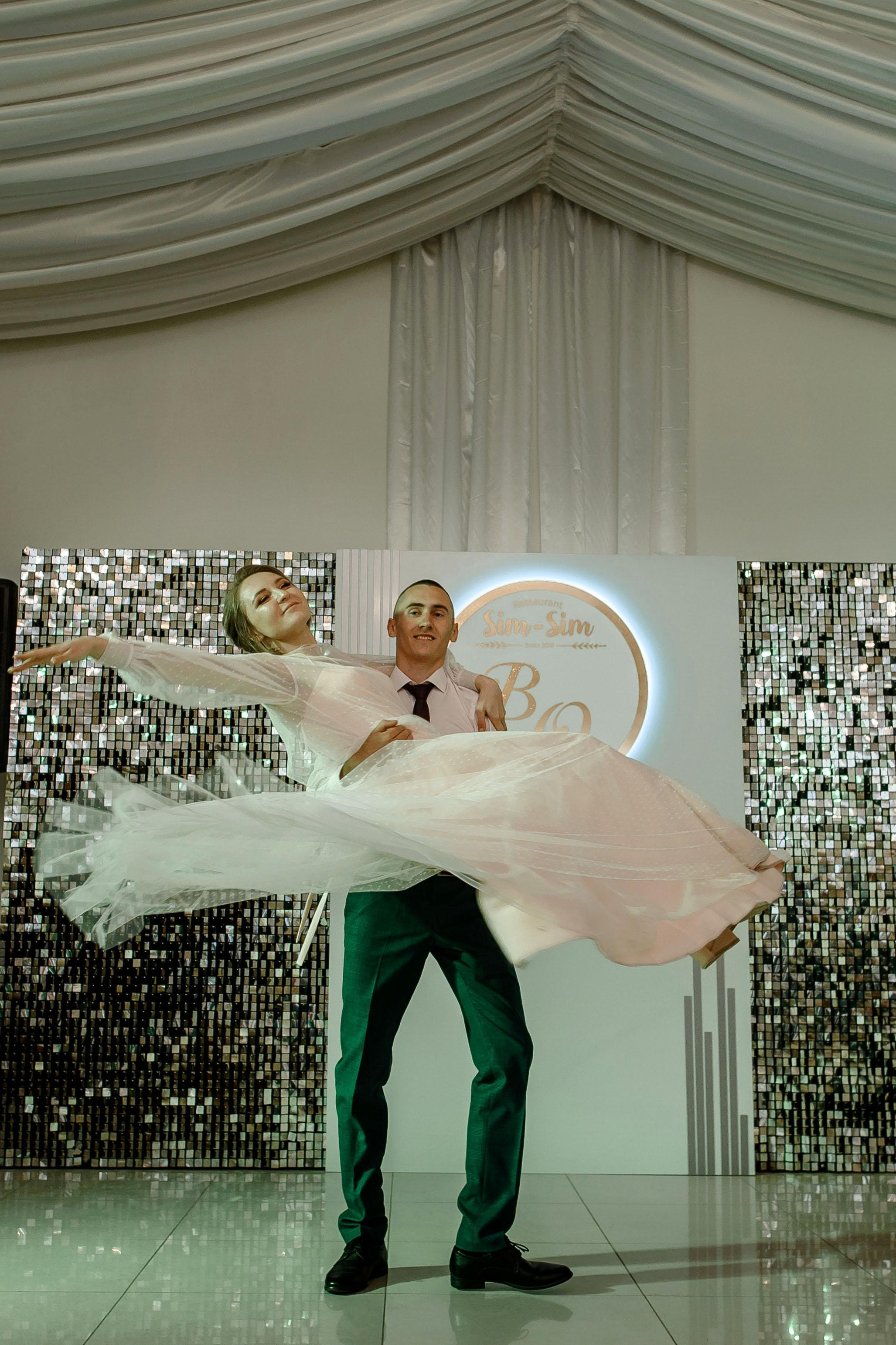 Отель Де Голь и Собор на Гоголя. Wedding and family photographer