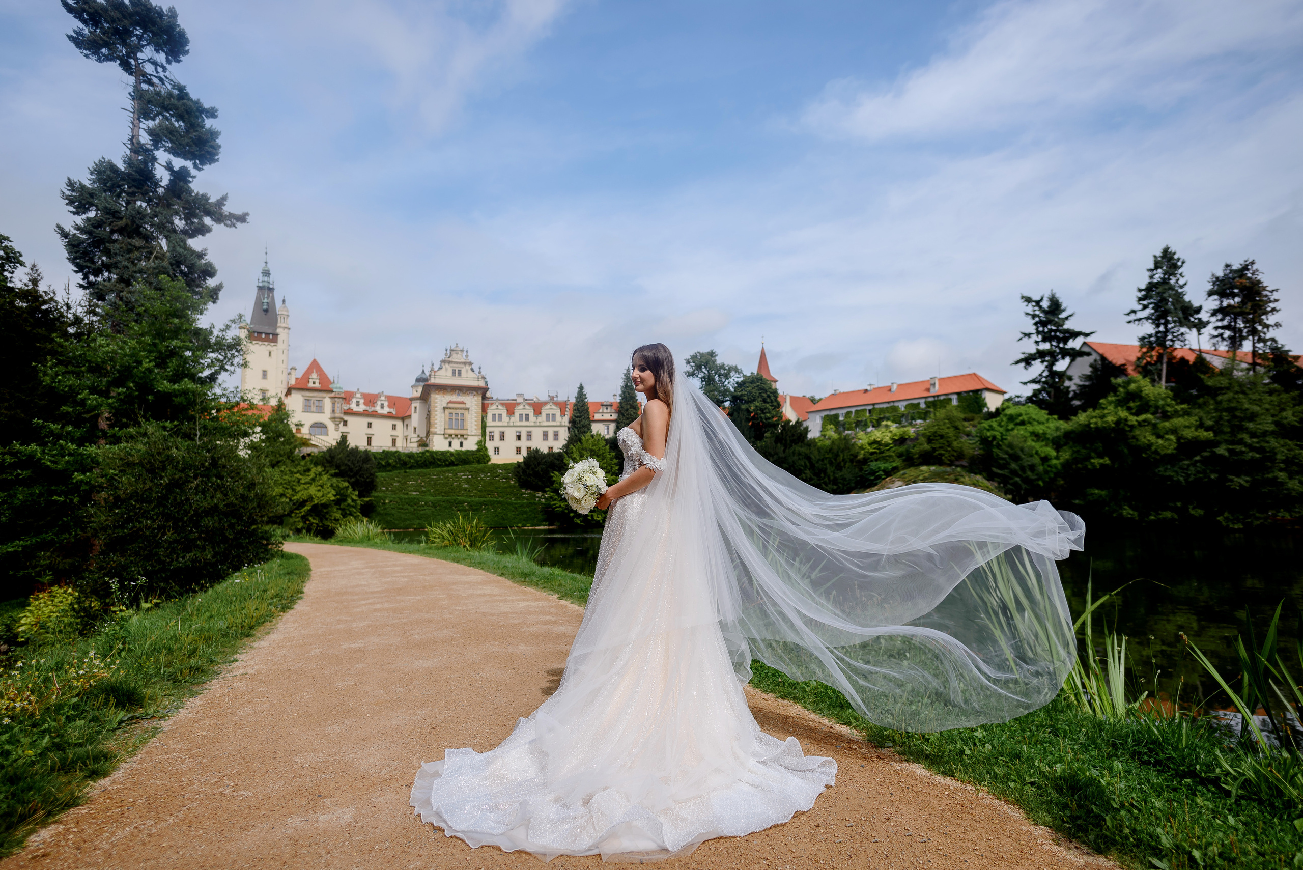 Andrew and Anita. Wedding and family photographer