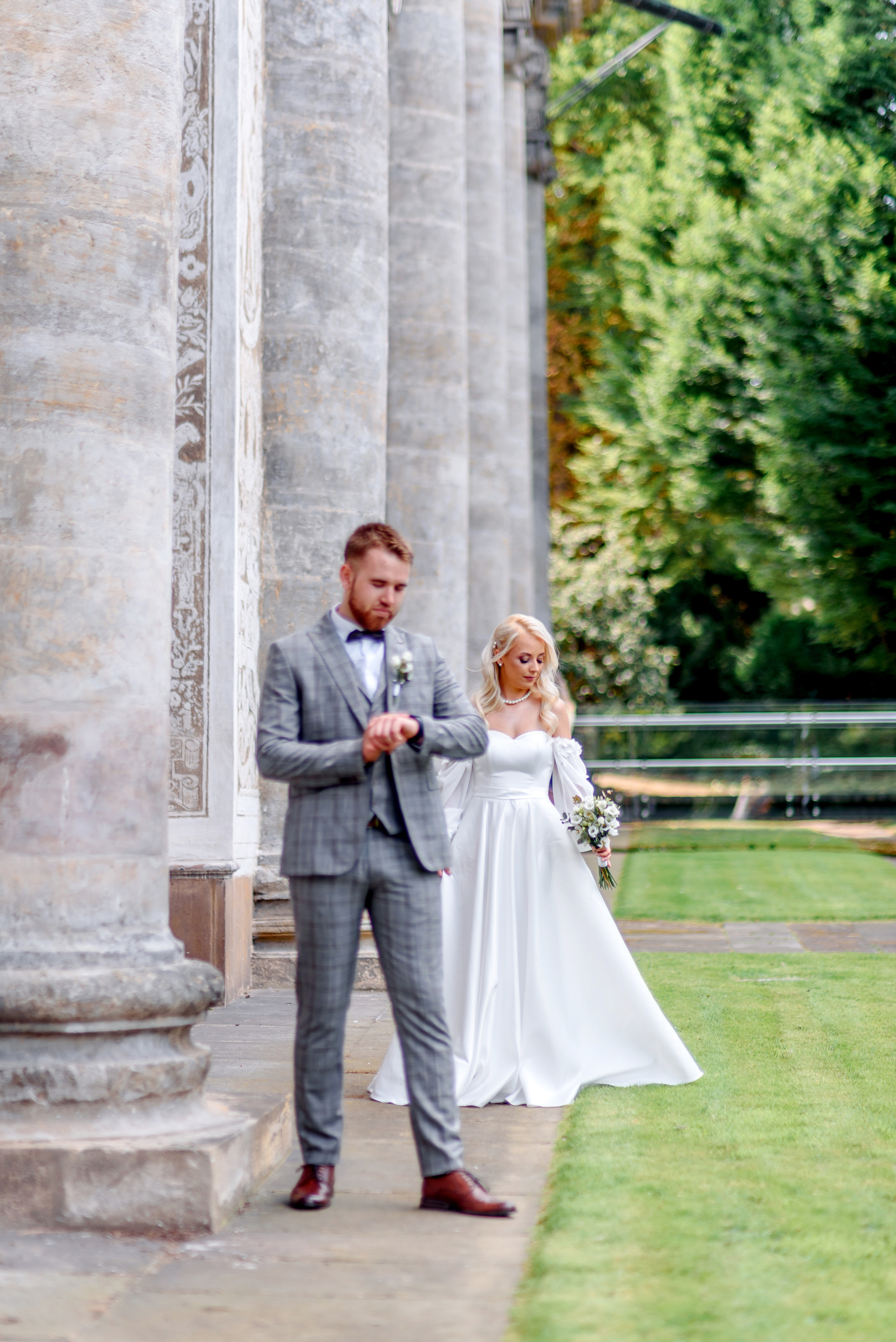 Queen garden. Wedding and family photographer