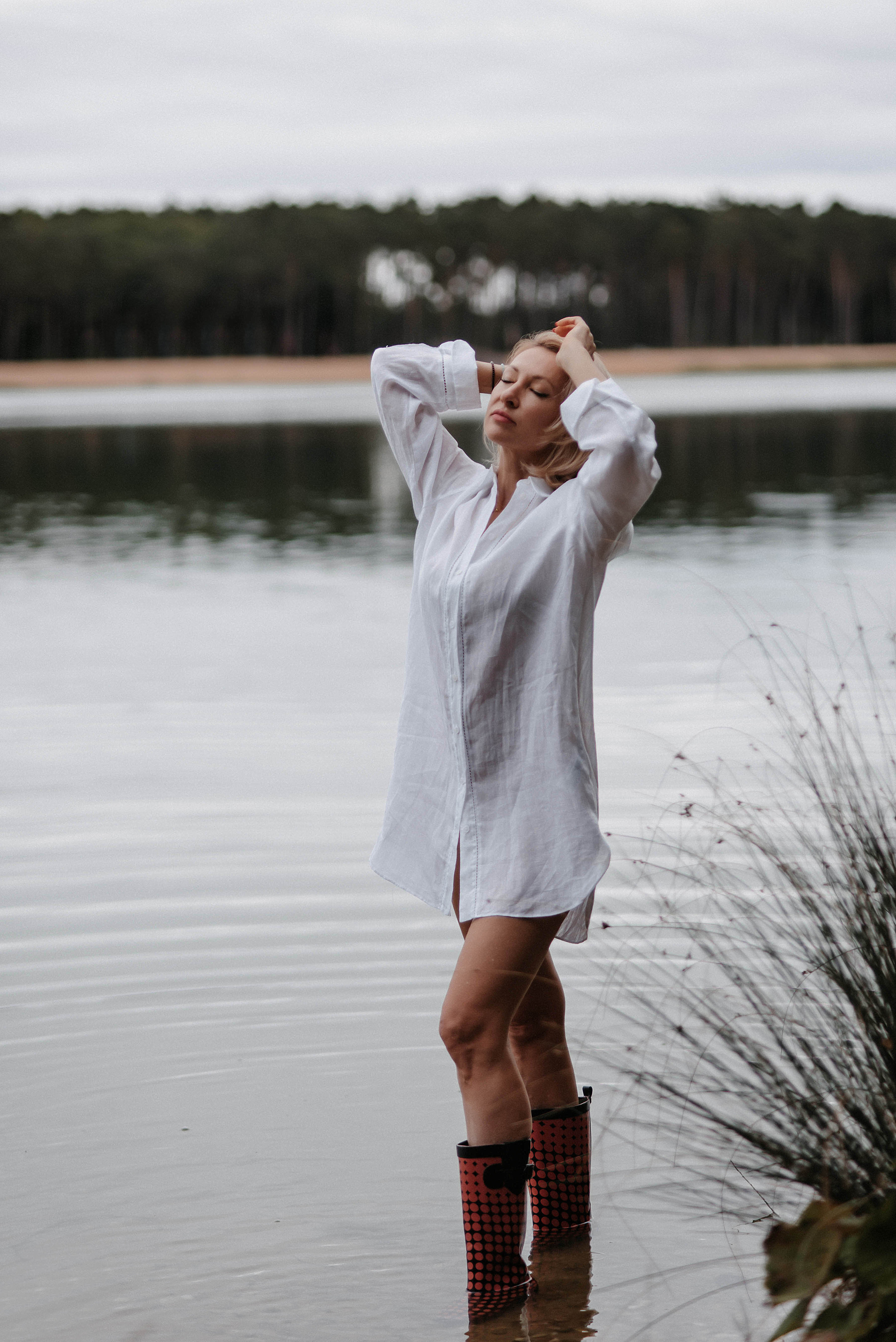 Olya. Wedding and family photographer