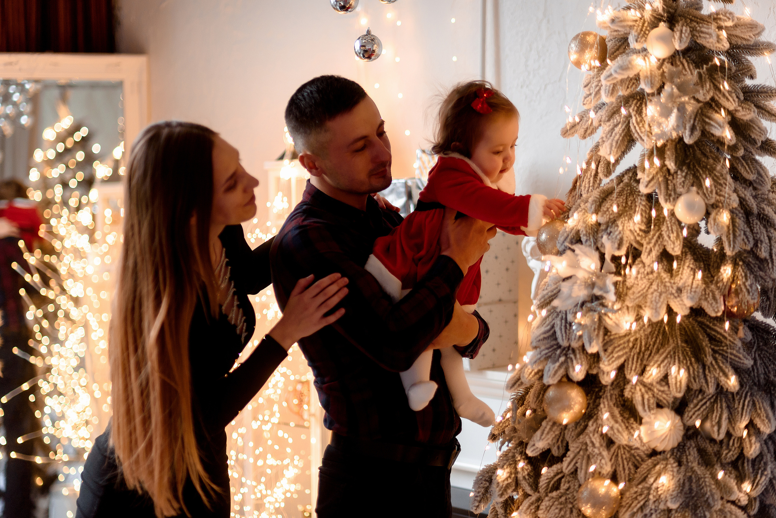 Christmas in studio. Wedding and family photographer