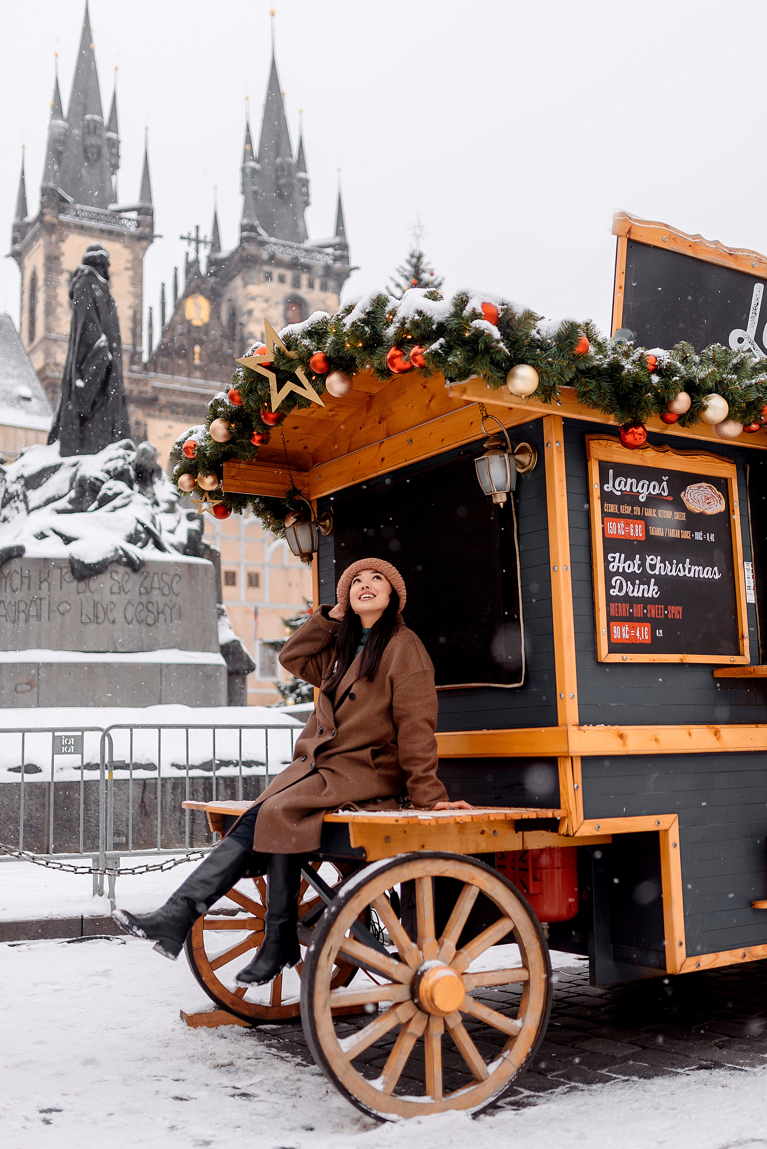Christmas in Prague. Wedding and family photographer