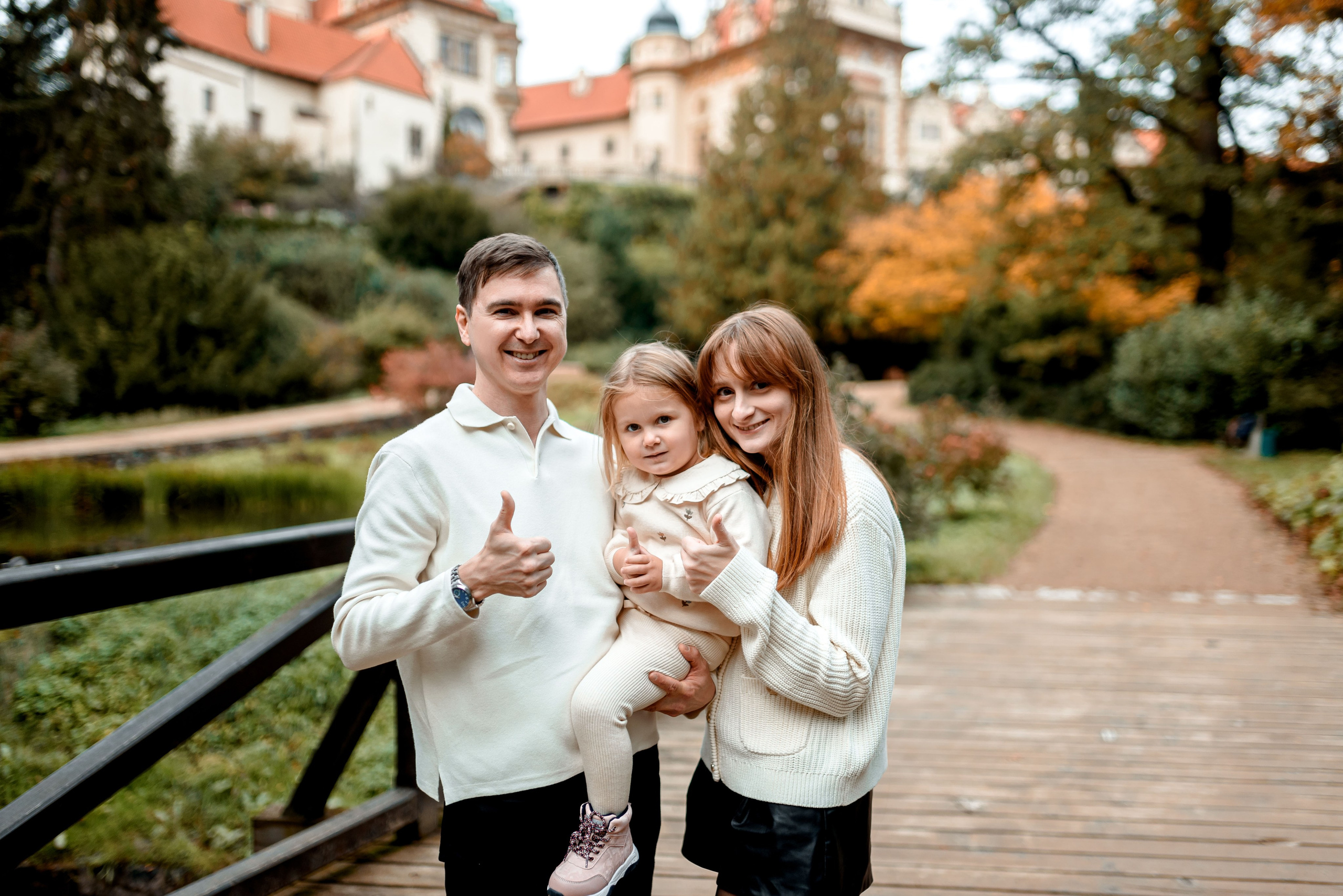 Autumn 2024. Wedding and family photographer