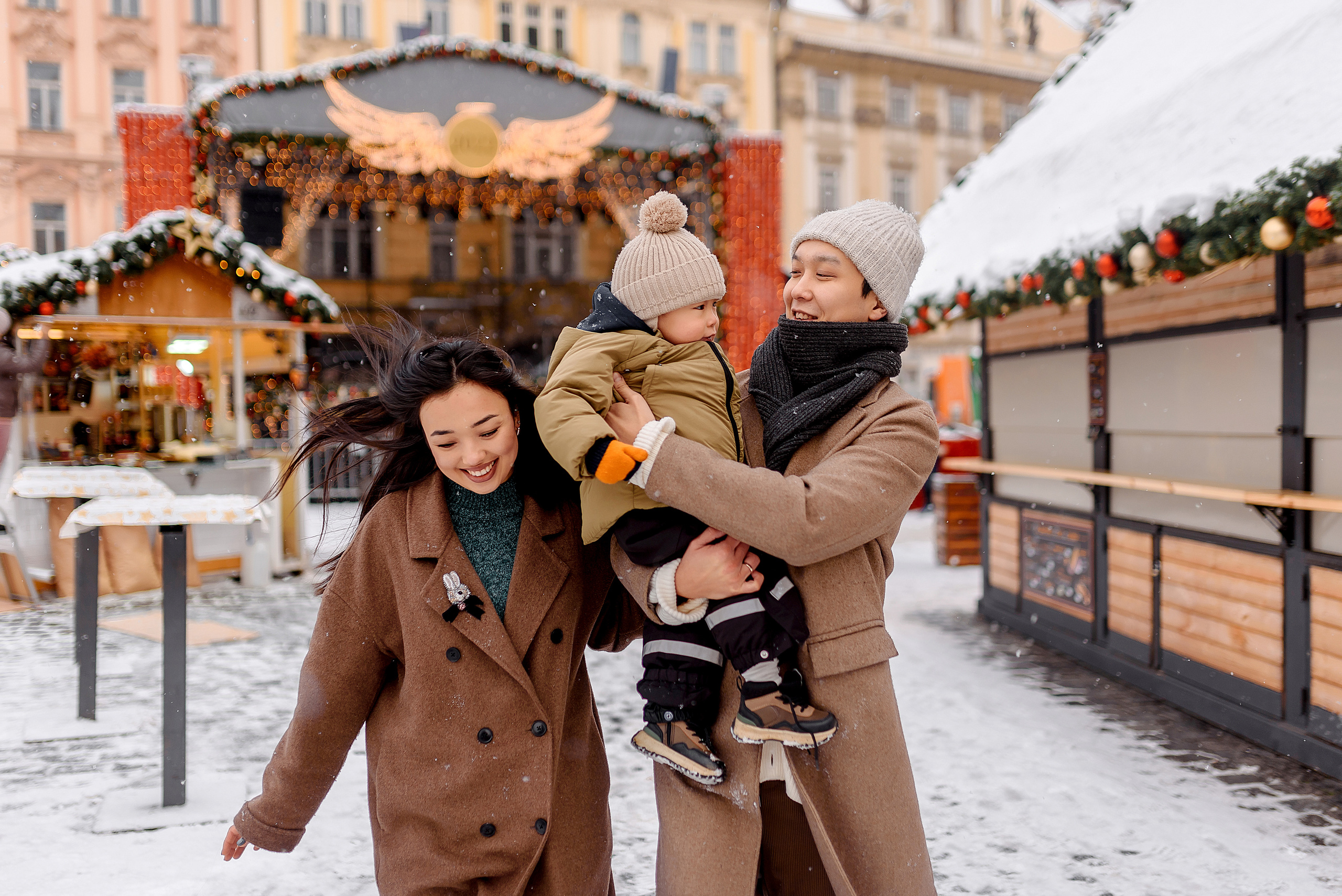 Christmas in Prague. Wedding and family photographer