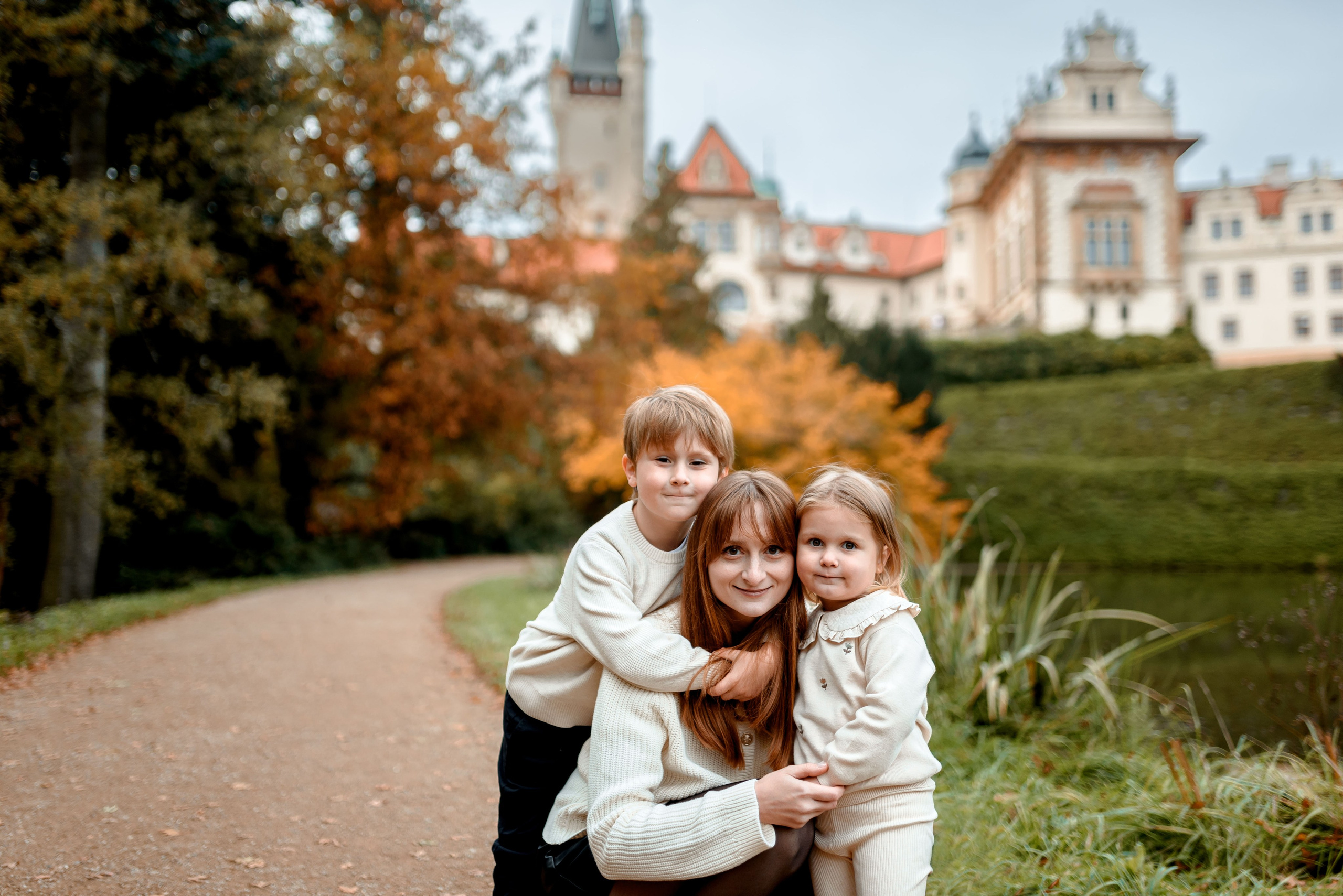 Autumn 2024. Wedding and family photographer