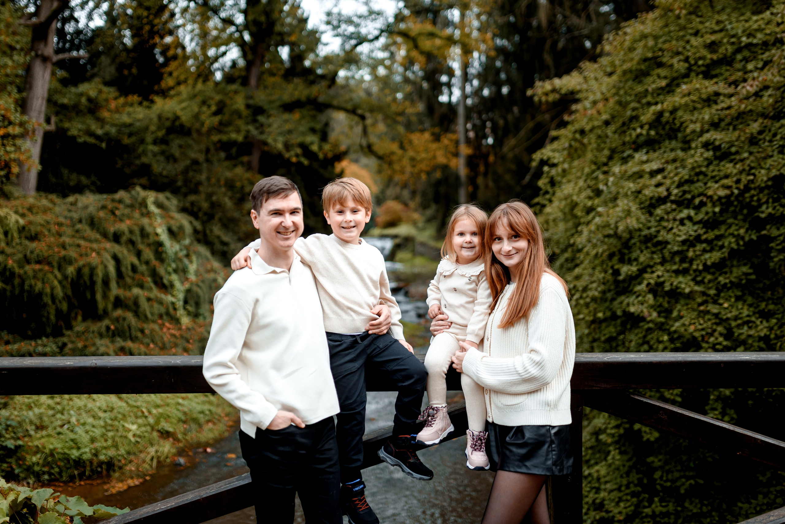 Autumn 2024. Wedding and family photographer