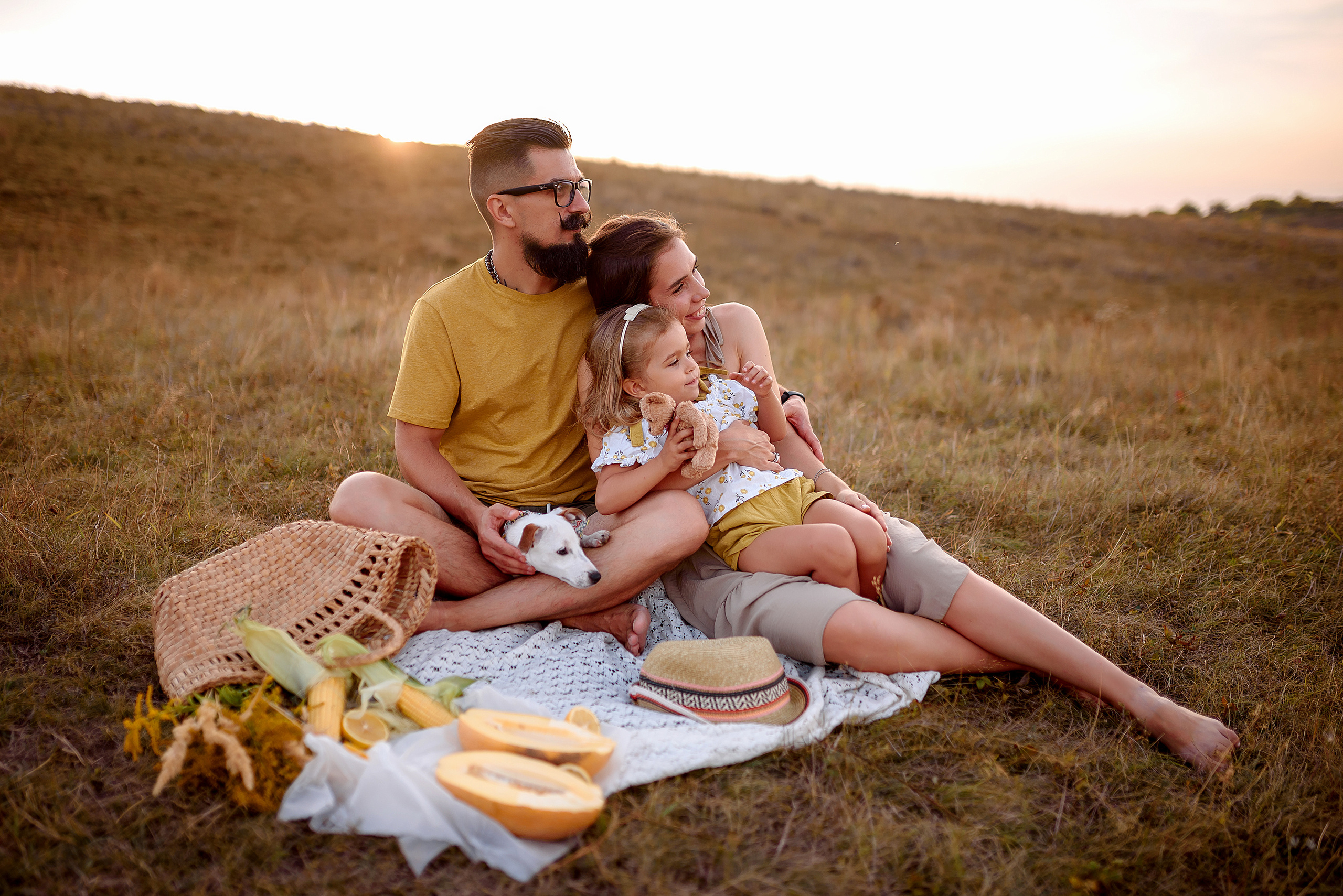 Черкасская лозовая. Wedding and family photographer