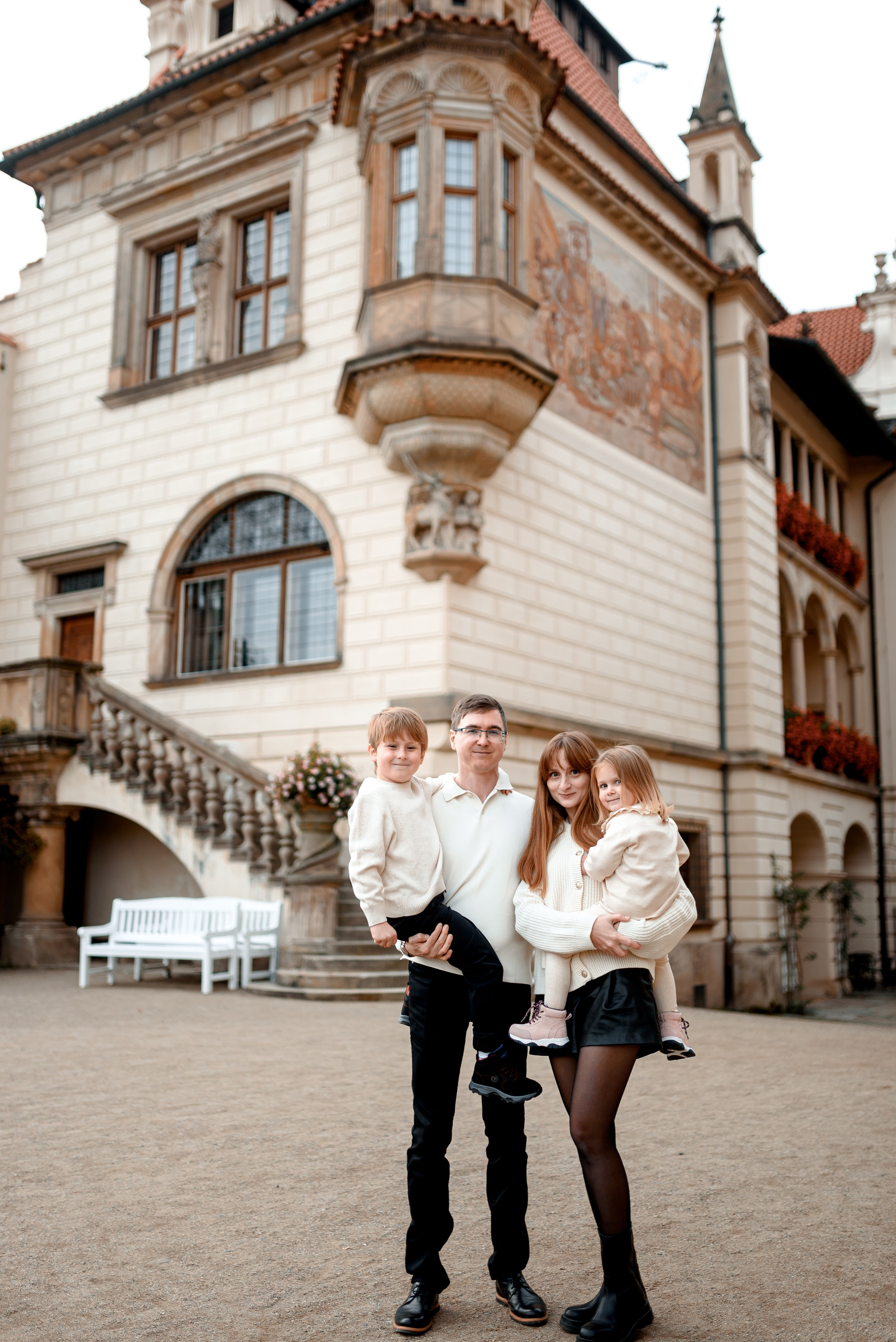 Autumn 2024. Wedding and family photographer