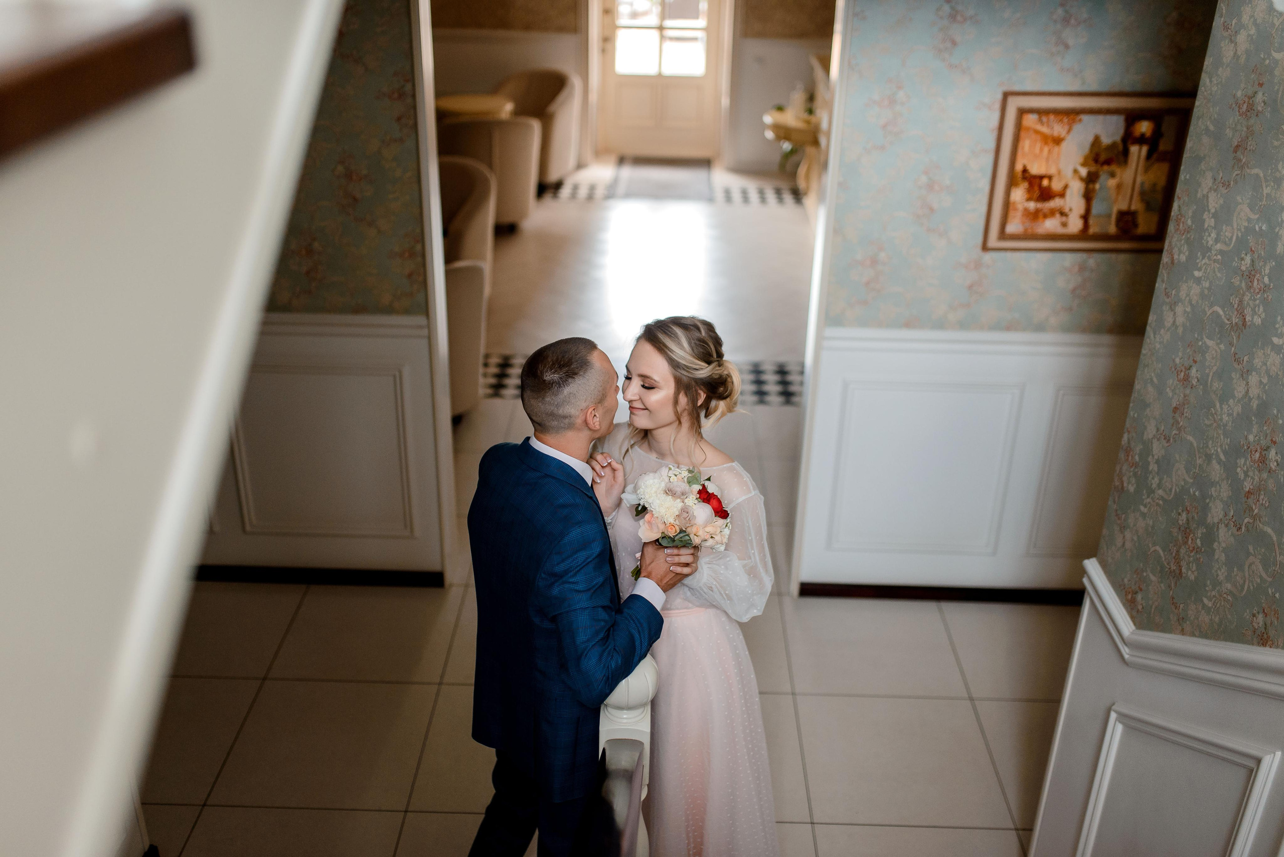 Отель Де Голь и Собор на Гоголя. Wedding and family photographer