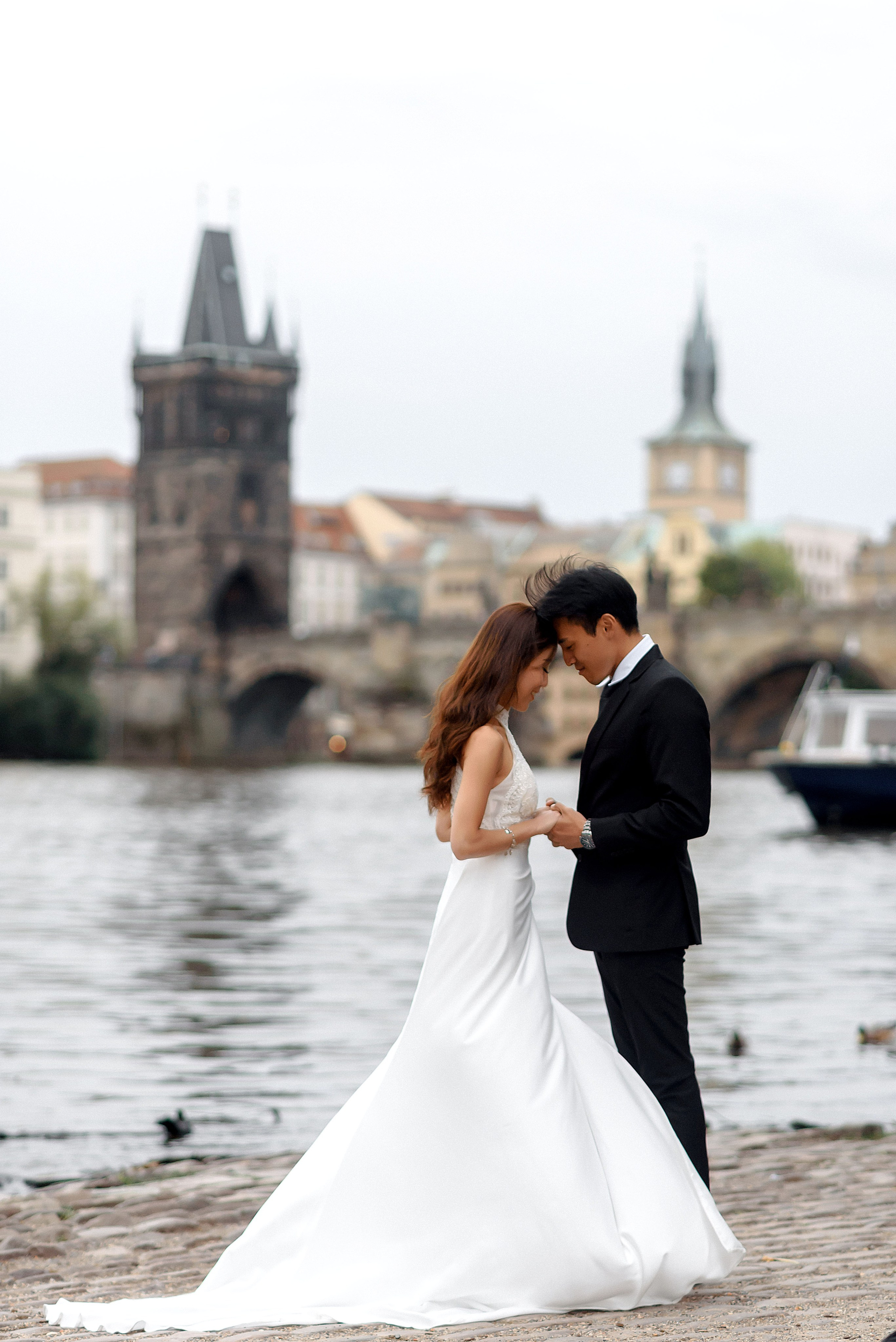 Friends from Singapore. Wedding and family photographer