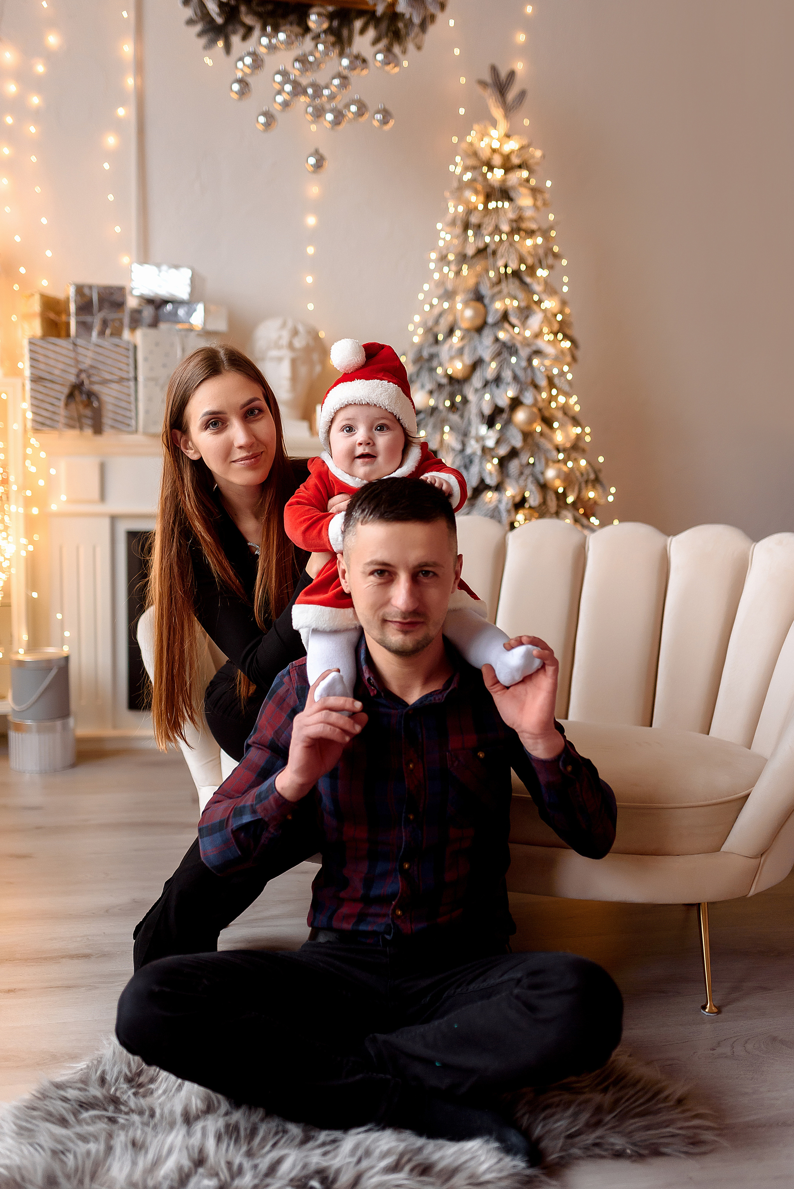 Christmas in studio. Wedding and family photographer