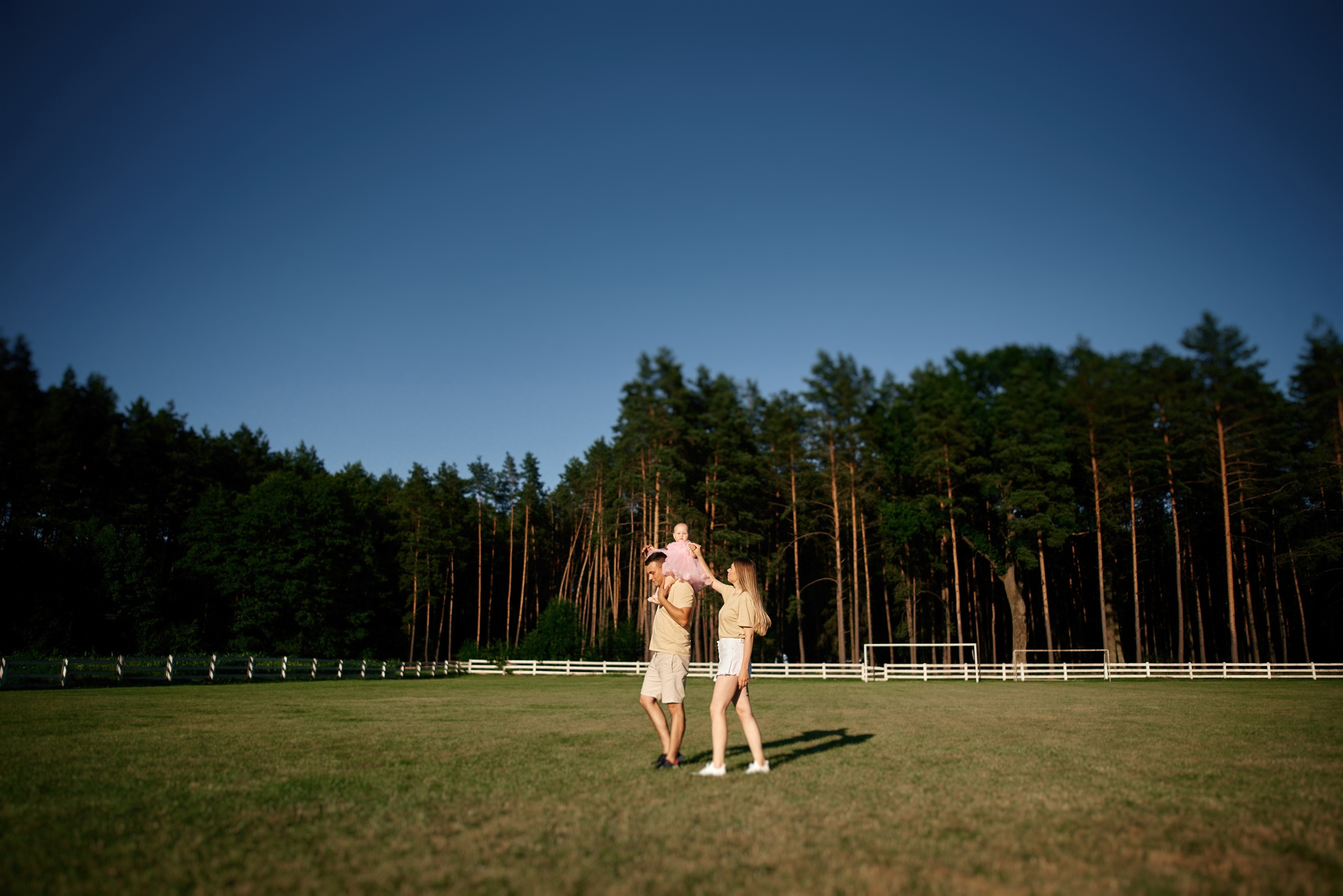 Прогулянка у 3х. Photographer Shepetivka, all over Ukraine, Dzekan Denys!