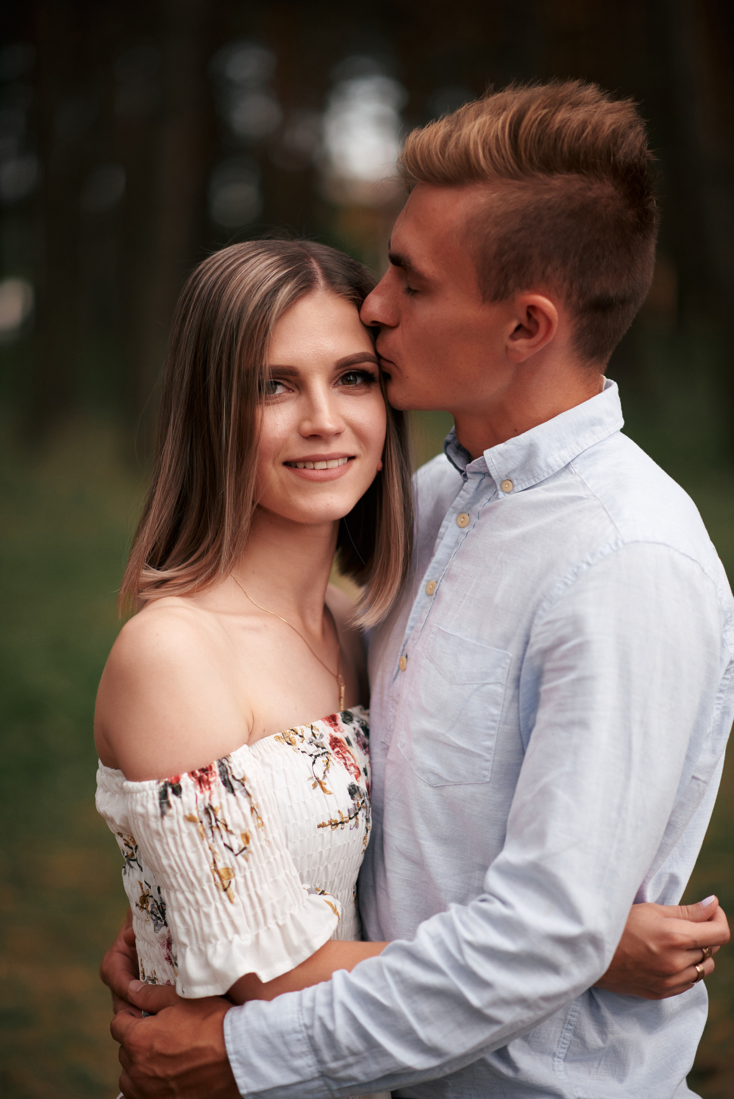 Сімейна прогулянка в сосновому лісі. Photographer Shepetivka, all over Ukraine, Dzekan Denys!