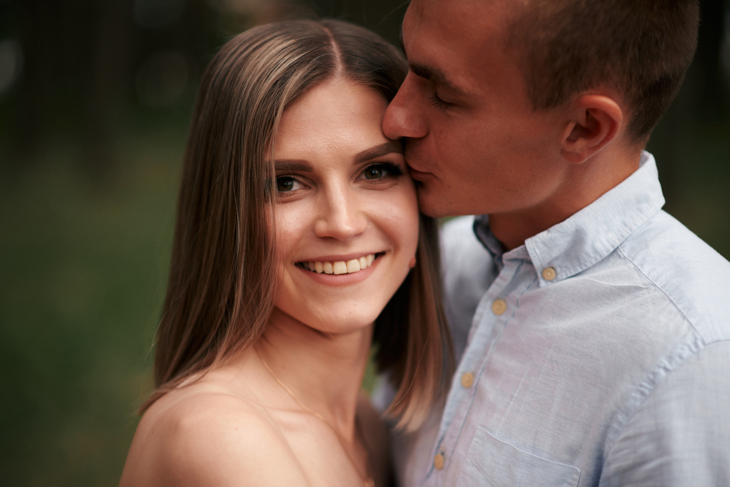 Сімейна прогулянка в сосновому лісі. Photographer Shepetivka, all over Ukraine, Dzekan Denys!