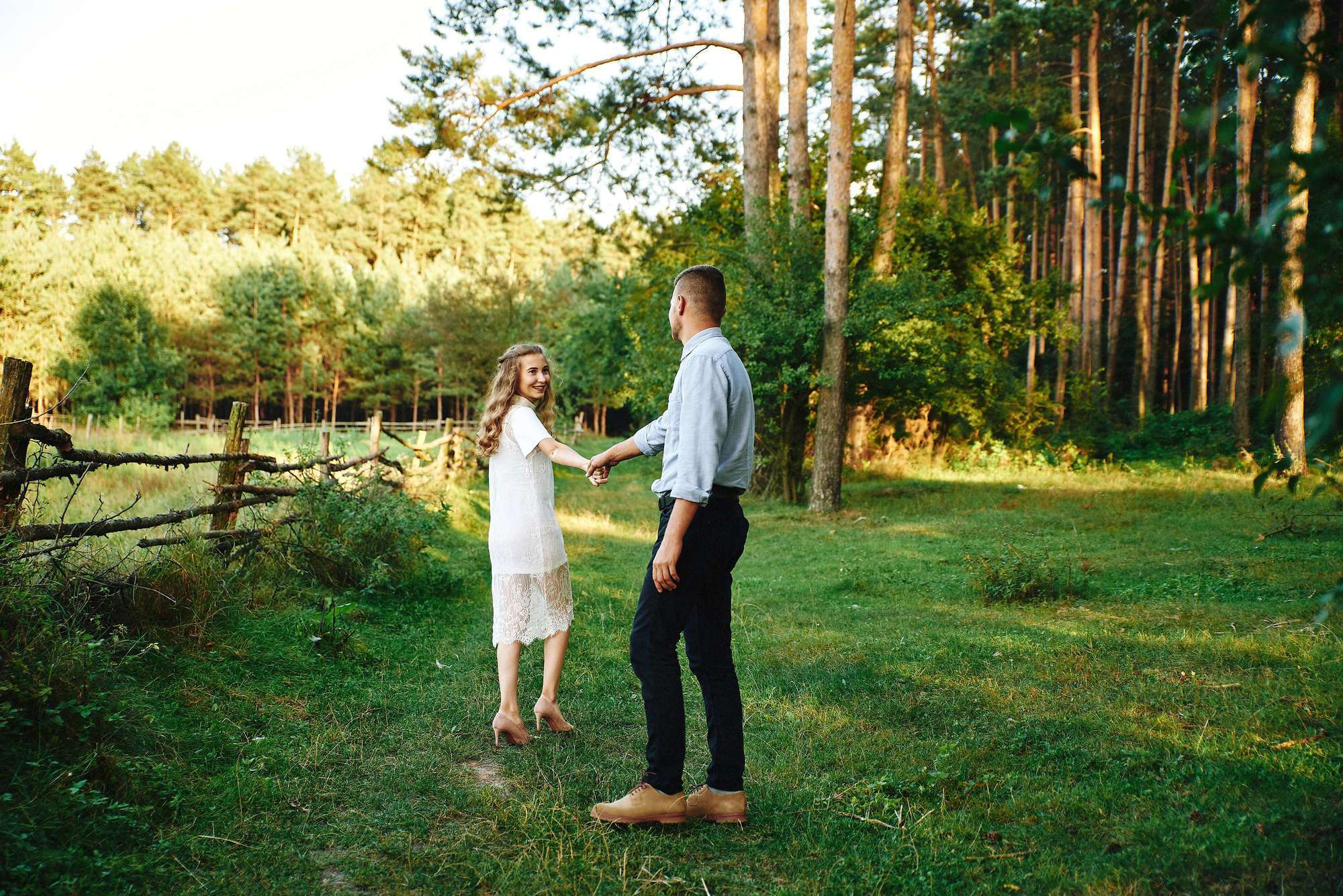 Лавстори, фотосесия до свадьбы, фото в шепетівці, зйомка в лісі, ніжна. Фотограф Шепетівка, вся Україна, Дзекан Денис!