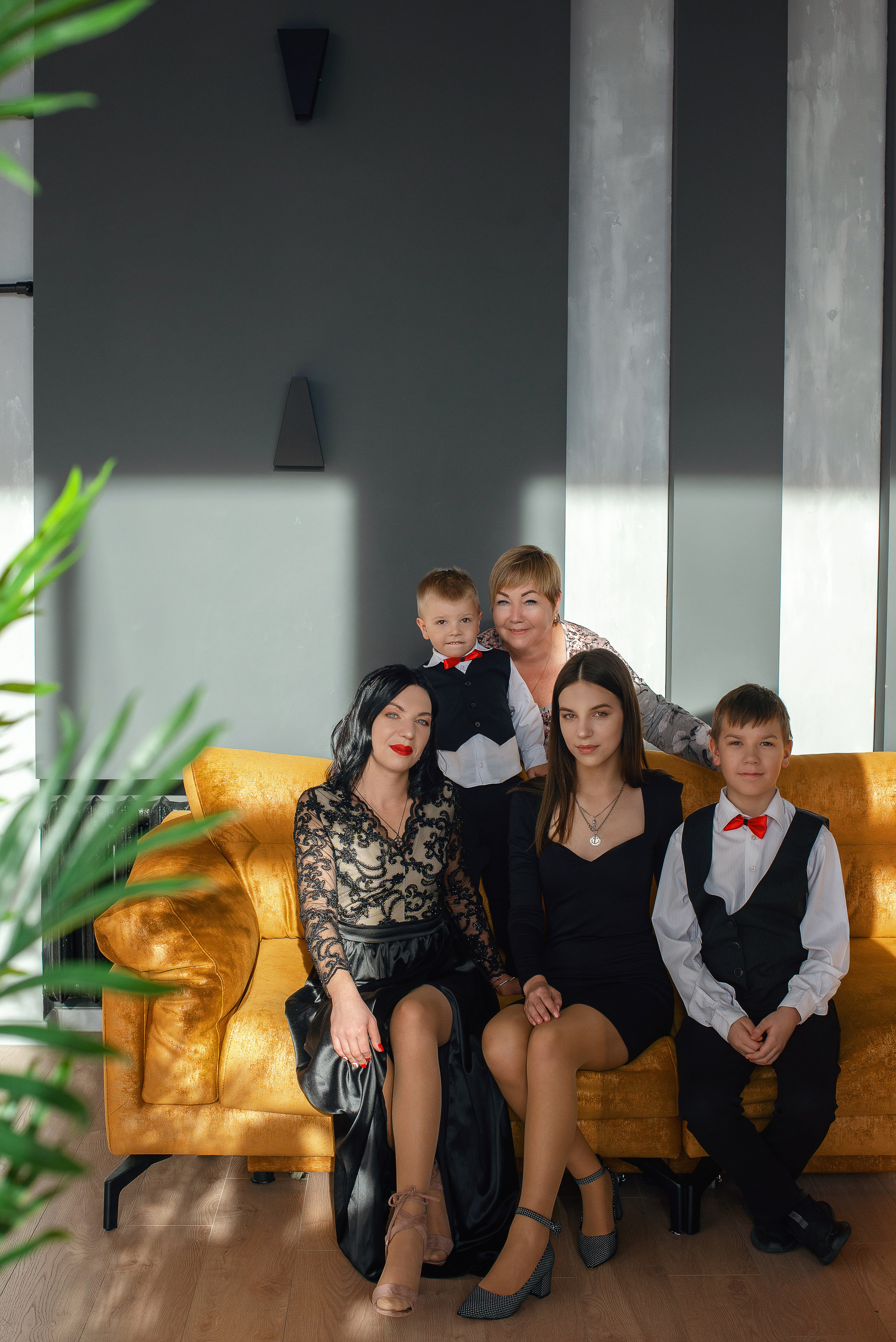 Семейная фотосессия и Love story. Весільний та індивідуальний фотограф у Запоріжжі Валерія Прокопенко