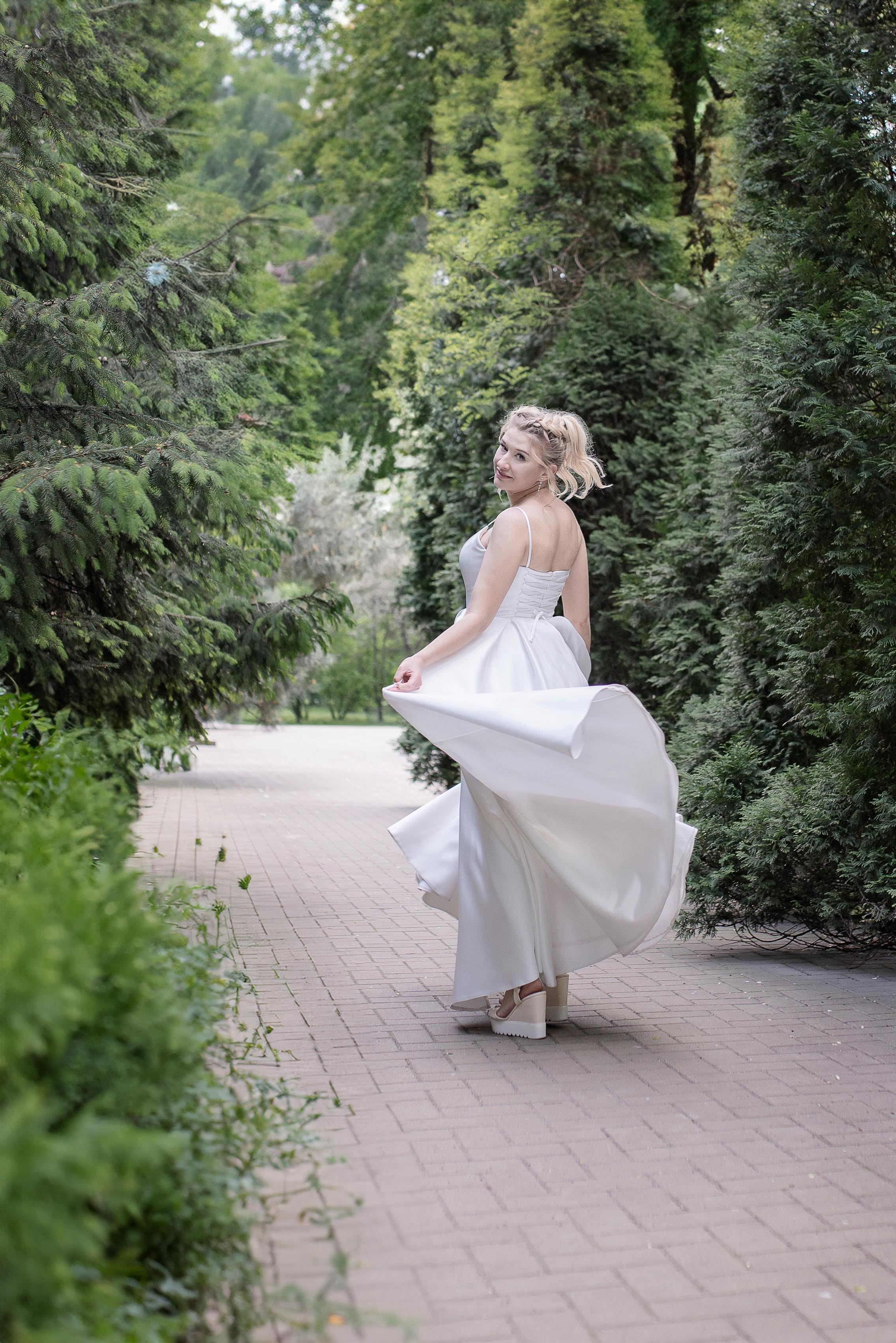 Вартість весільної фотосесії Запоріжжя. Весільний та індивідуальний фотограф у Запоріжжі Валерія Прокопенко