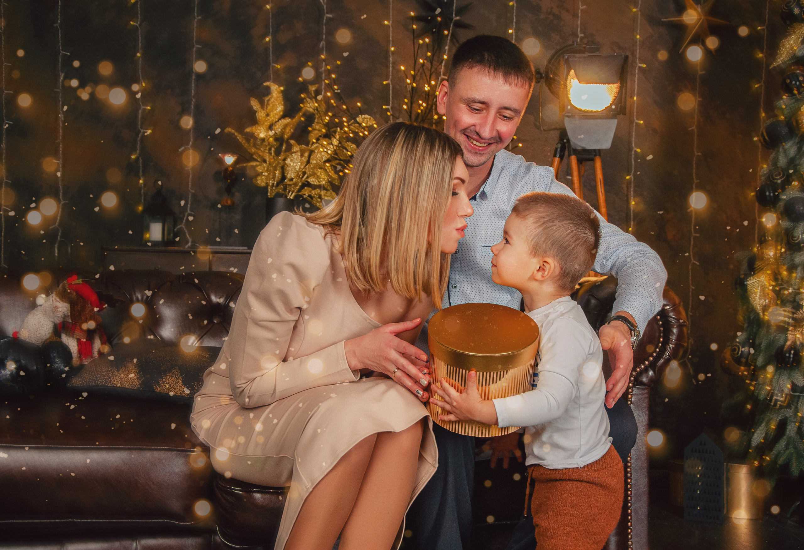 Семейная фотосессия и Love story. Весільний та індивідуальний фотограф у Запоріжжі Валерія Прокопенко