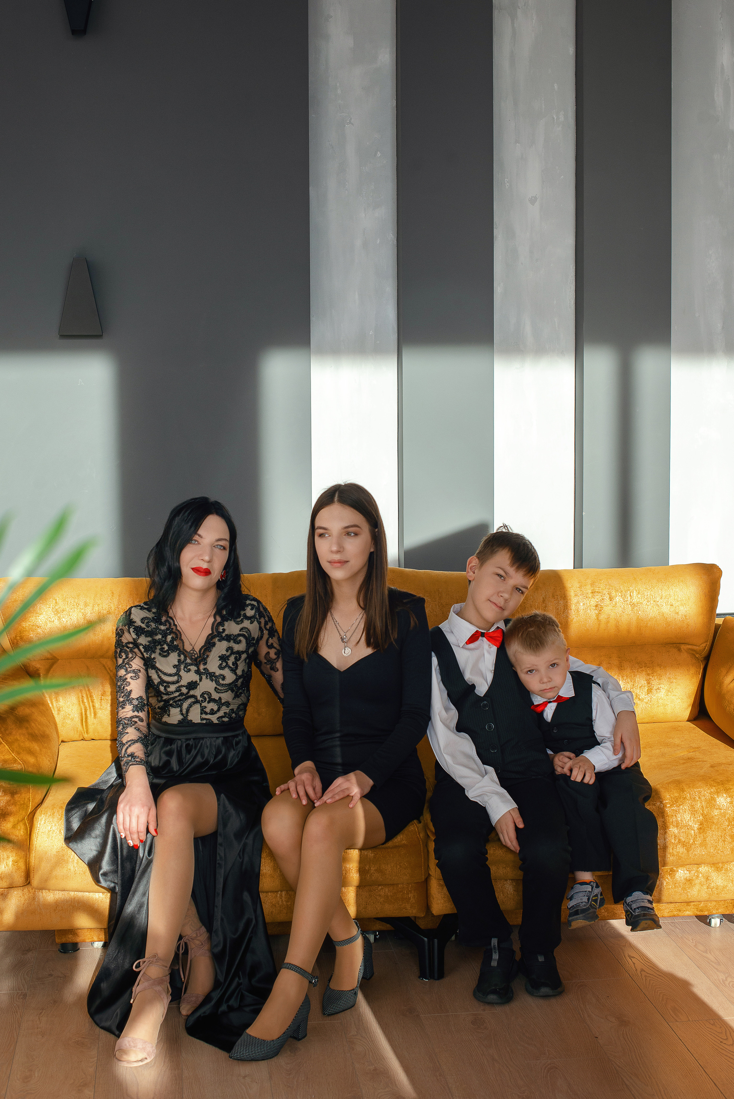 Семейная фотосессия и Love story. Весільний та індивідуальний фотограф у Запоріжжі Валерія Прокопенко