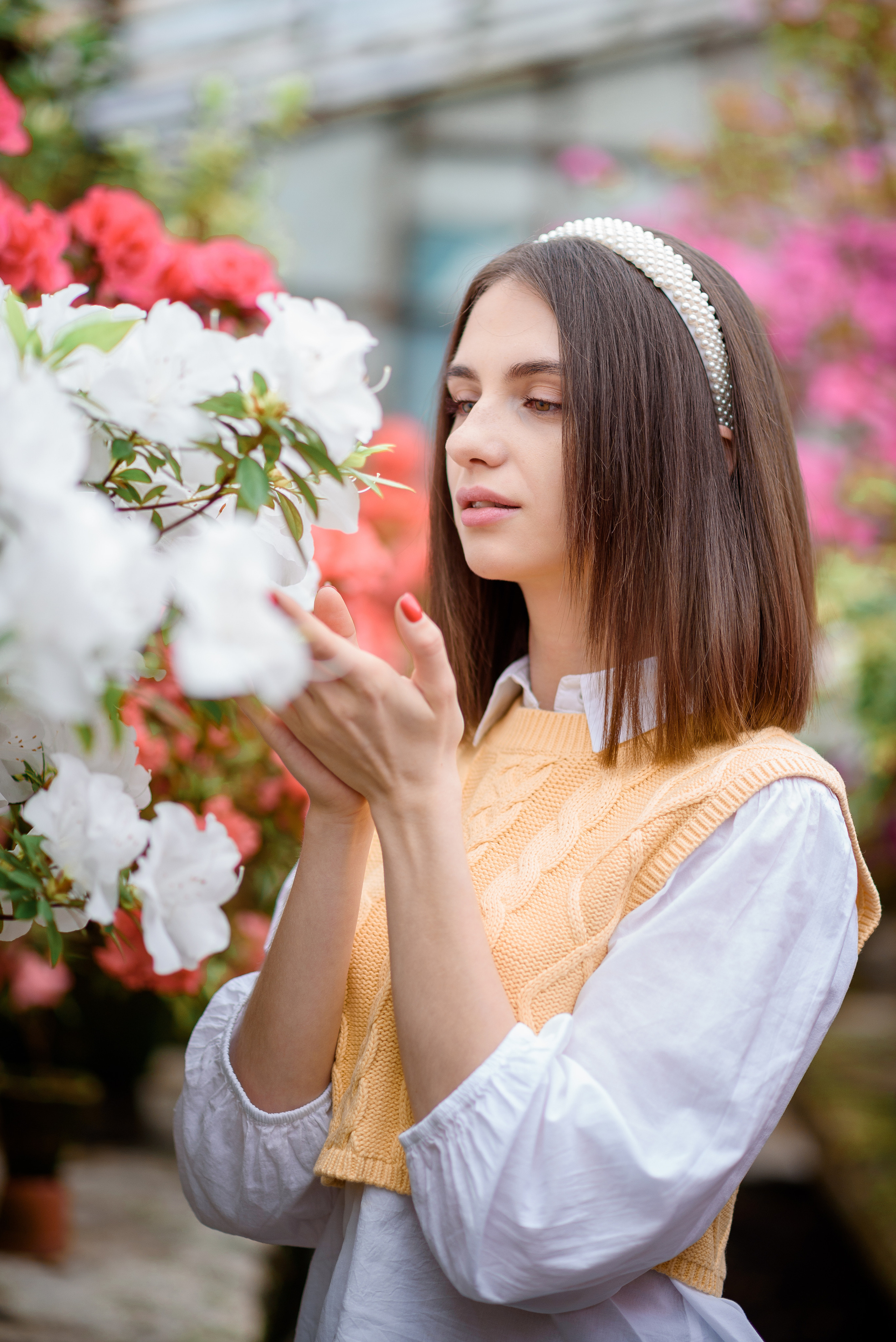 Богдана в азаліях. Сімейний та дитячий фотограф в Києві та Ірпені Тетяна Чайка