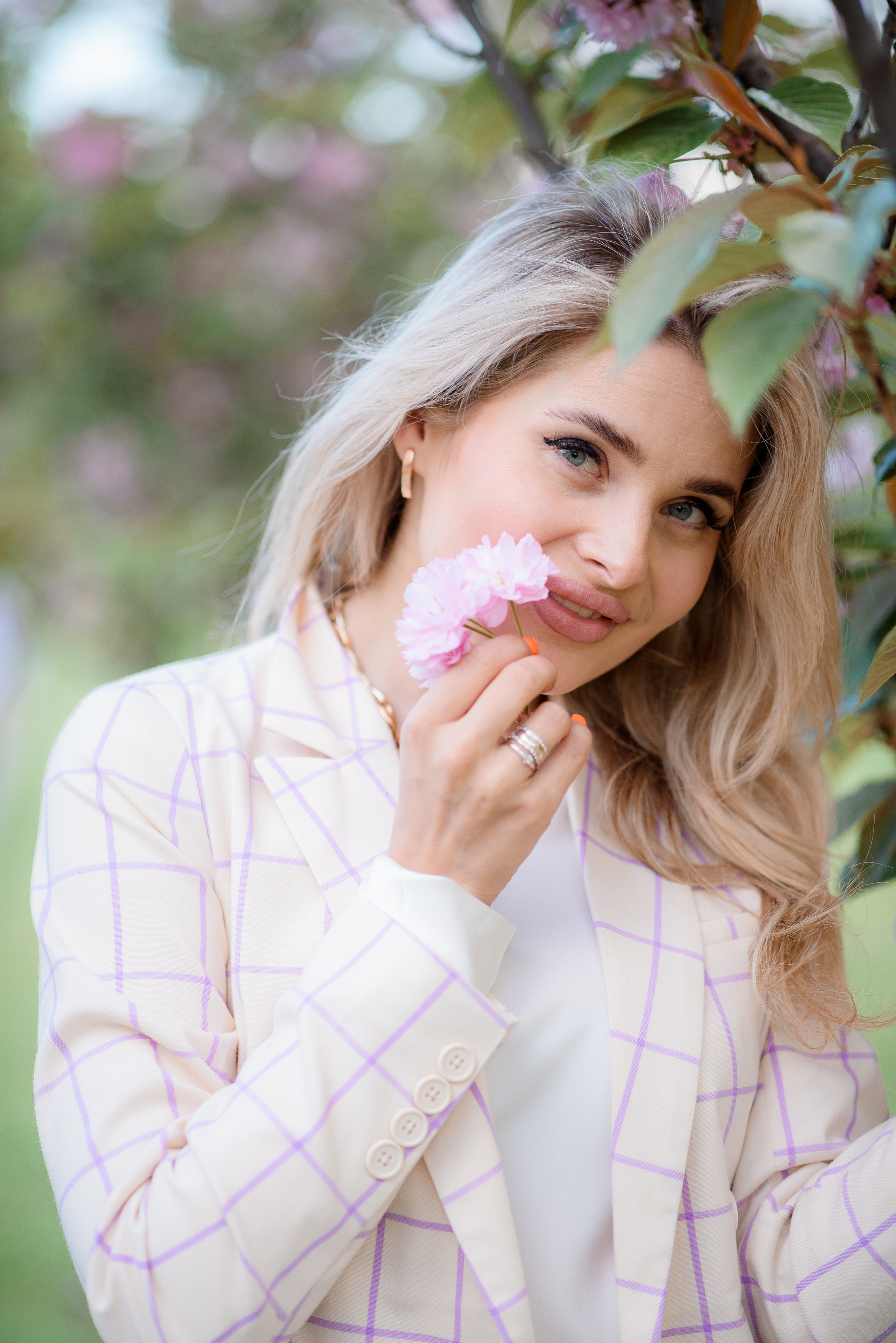 Юля. Весняне цвітіння. Сімейний та дитячий фотограф в Києві та Ірпені Тетяна Чайка