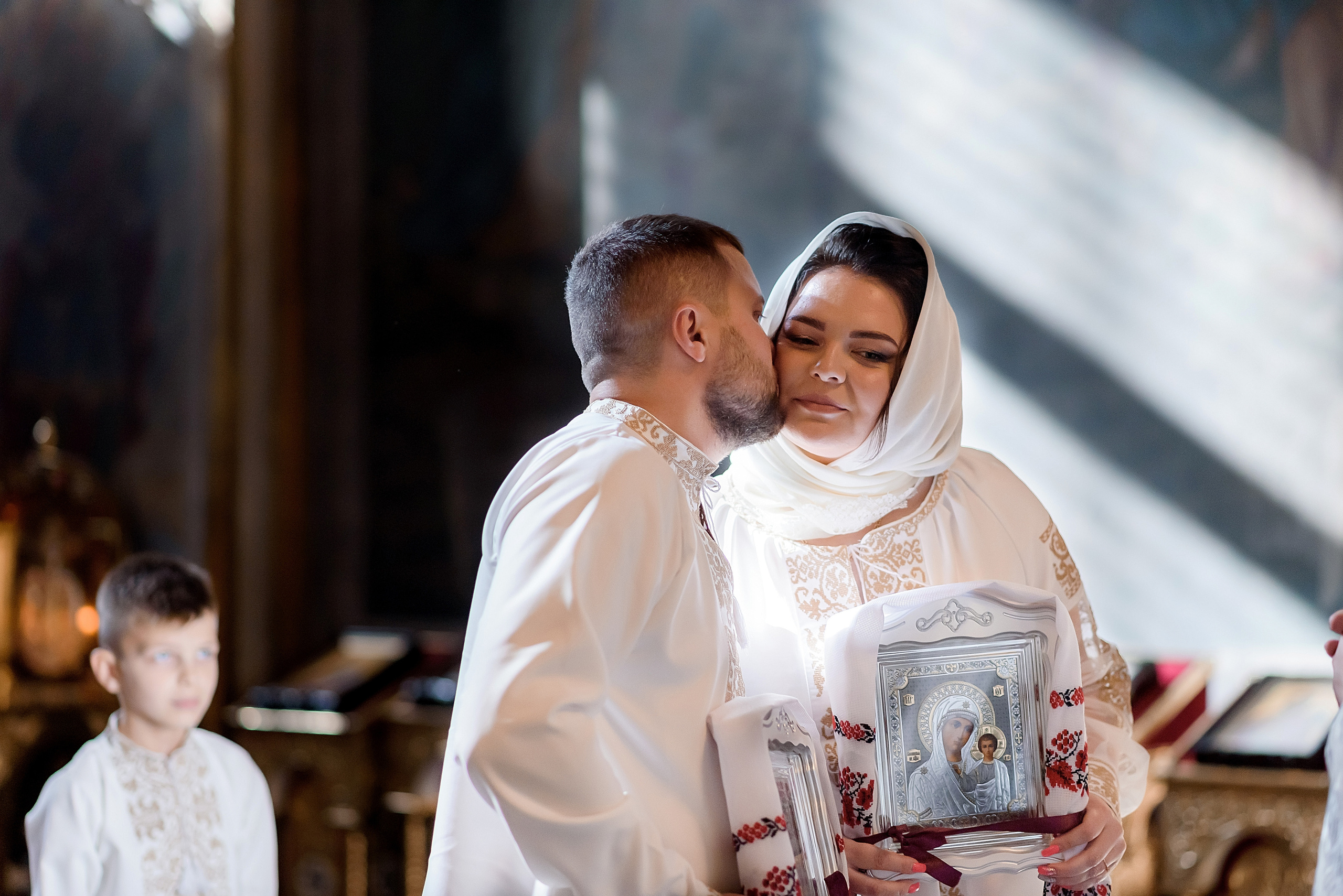 Вінчання Катерини та Артема. Михайлівський собор. Сімейний та дитячий фотограф в Києві та Ірпені Тетяна Чайка