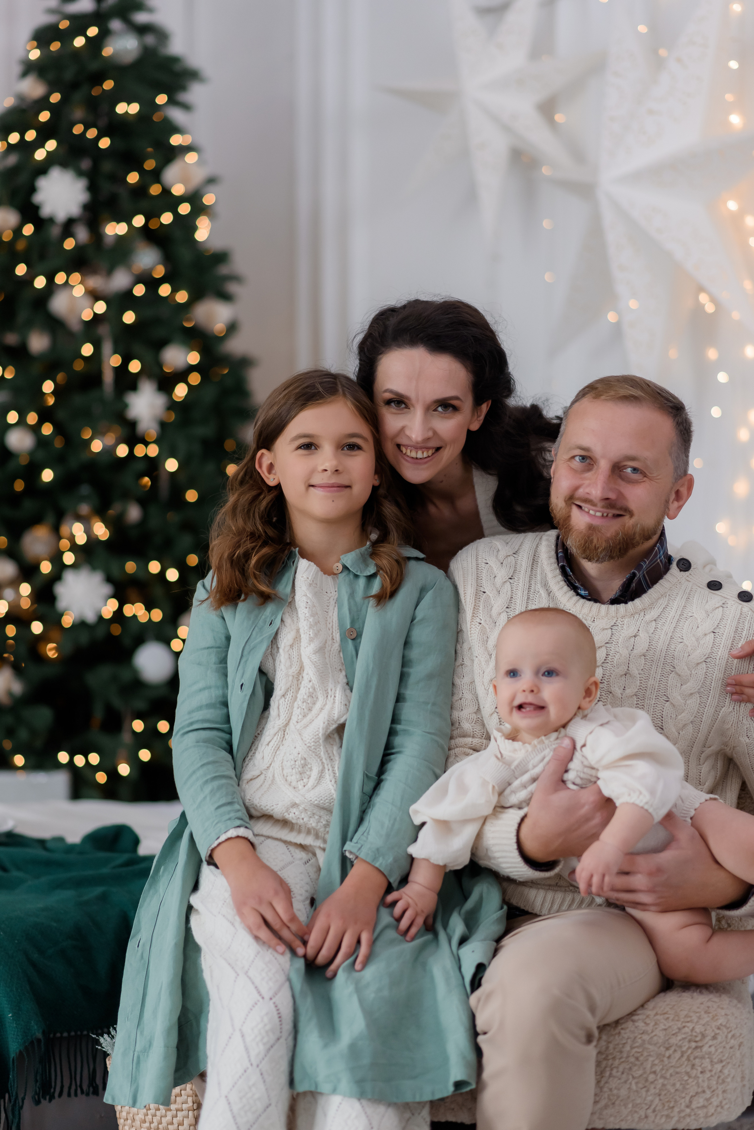 Новорічна сімейна зйомка. МонохромСтудио. Сімейний та дитячий фотограф в Києві та Ірпені Тетяна Чайка